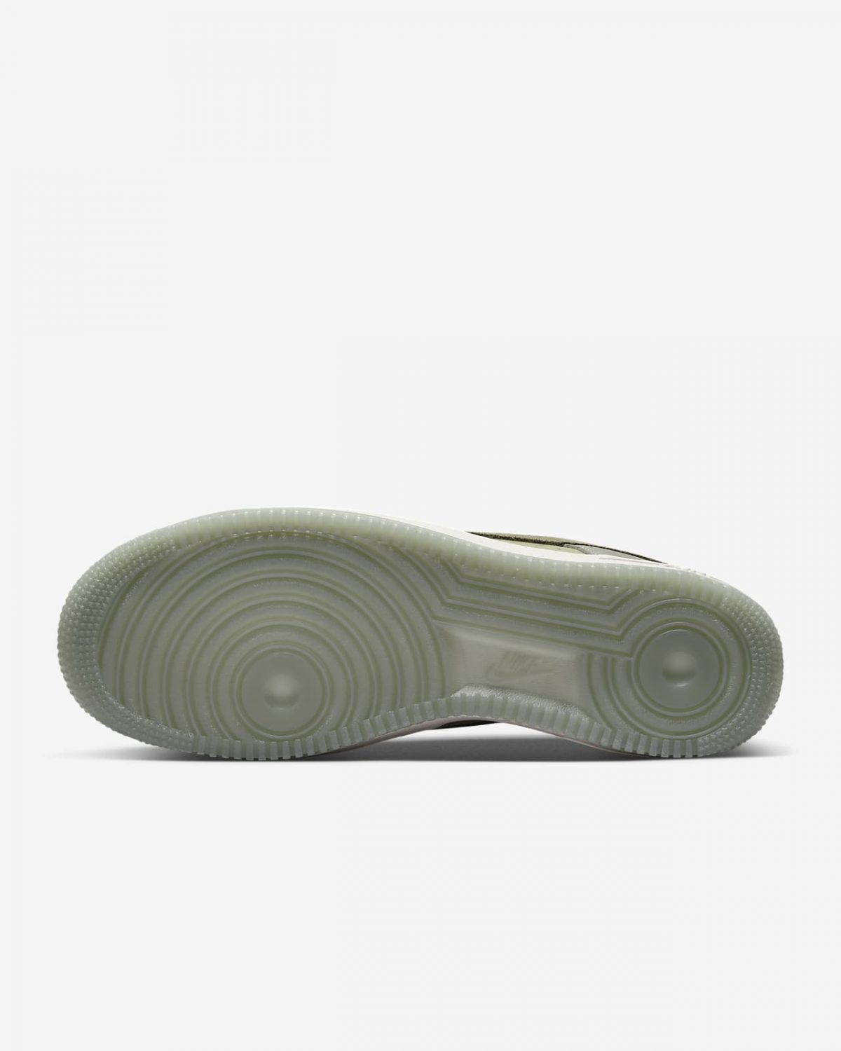 Мужские кроссовки Nike Air Force 1 ’07 LV8 зеленые фотография