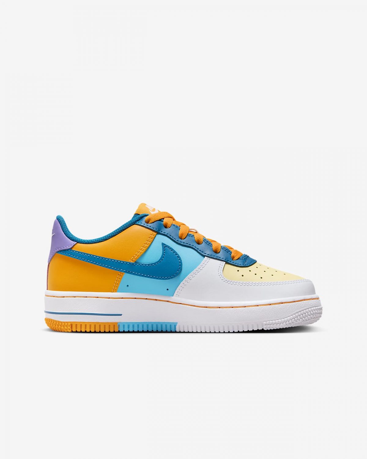 Детские кроссовки Nike Air Force 1 LV8 2 BG