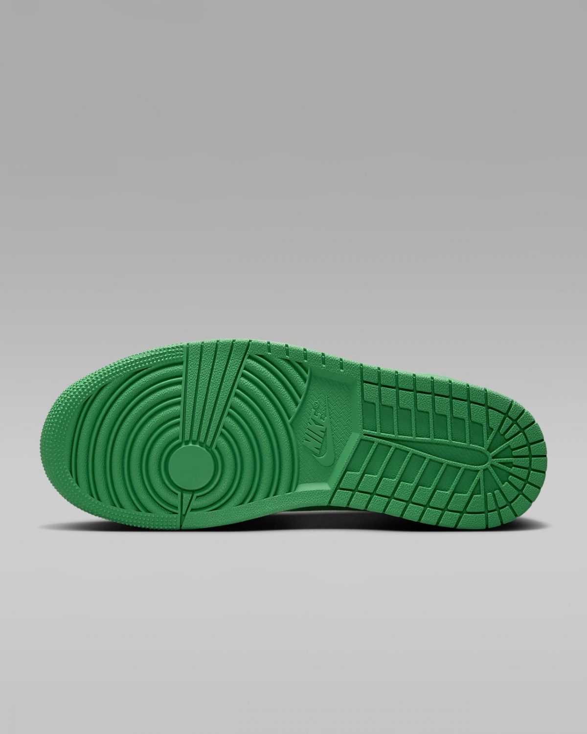Женские кроссовки nike Air Jordan 1 MM Low зеленые фотография