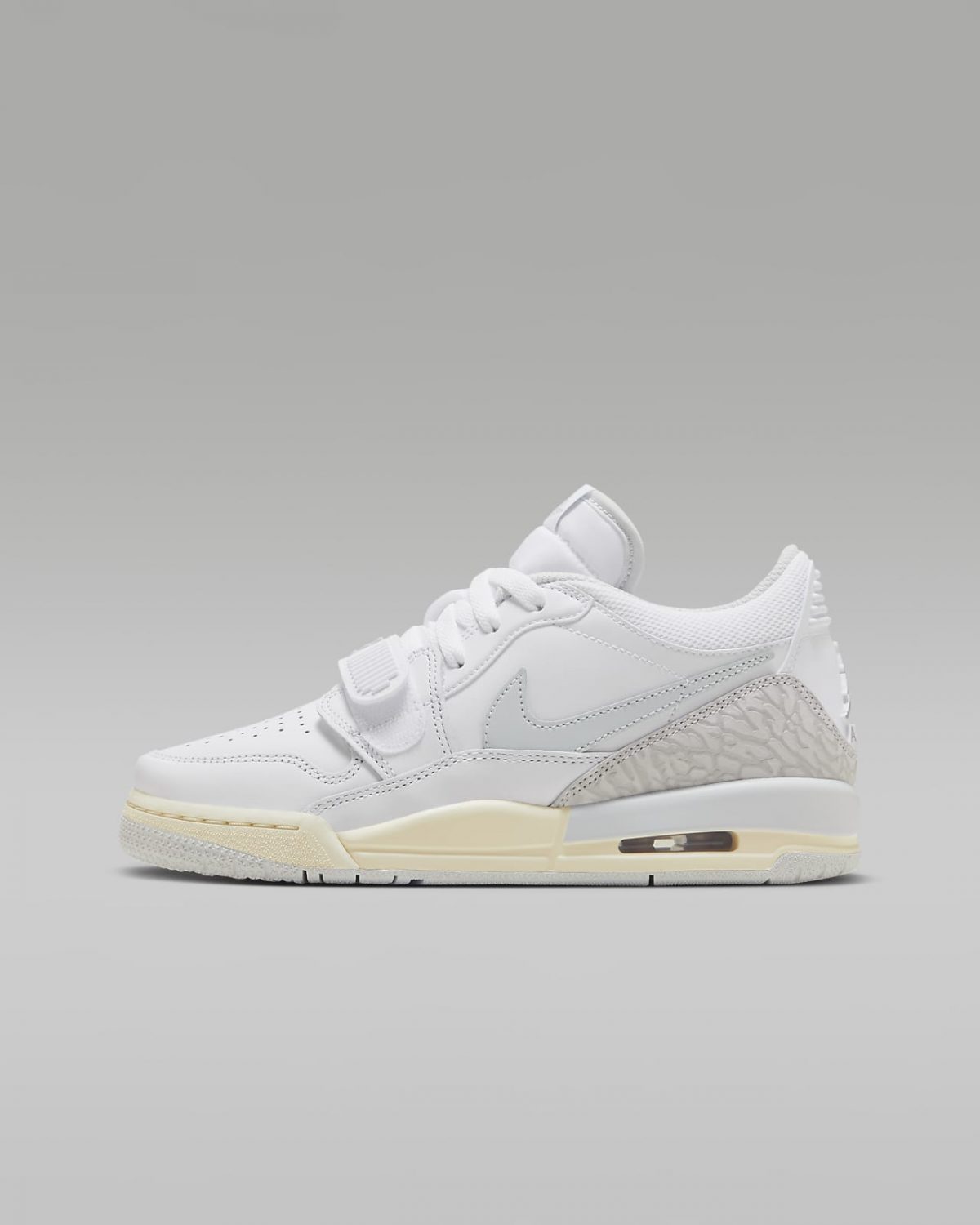 Детские кроссовки nike Air Jordan Legacy 312 Low (GS) белые фото