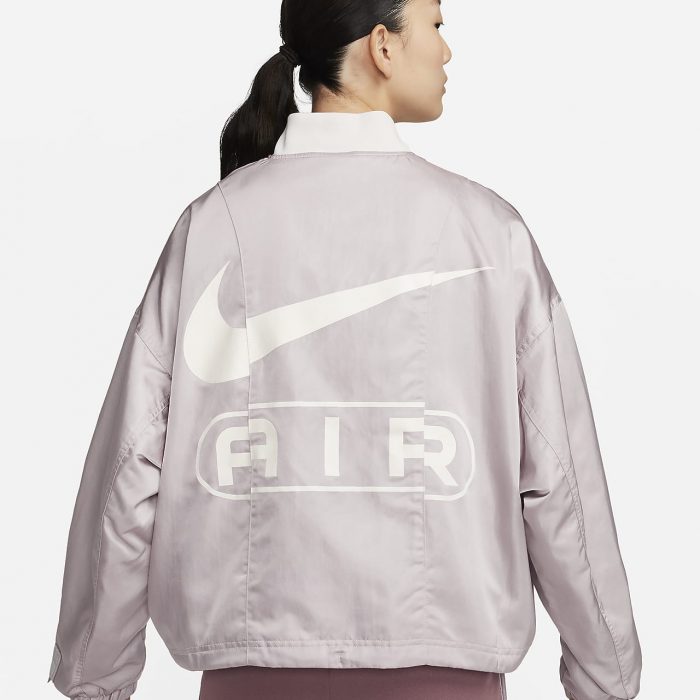 Женская куртка Nike Air