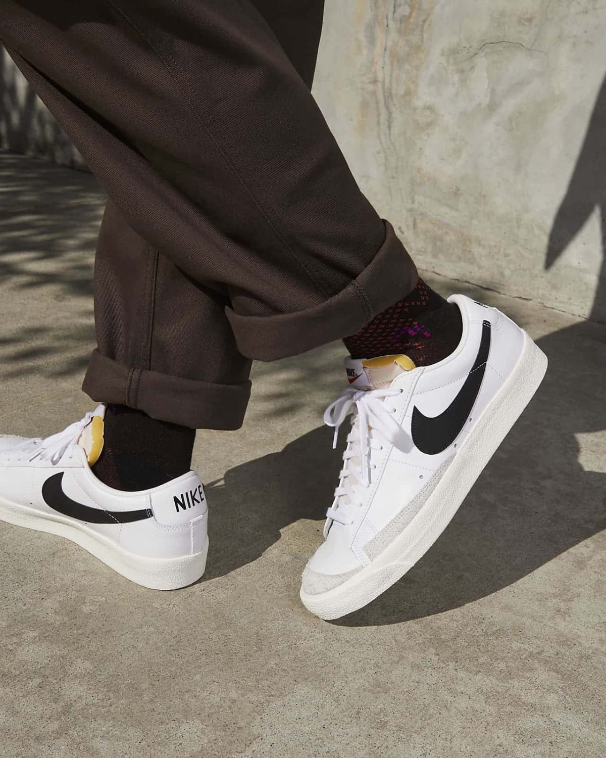 Мужские кроссовки Nike Blazer Low ’77 VNTG черные фотография