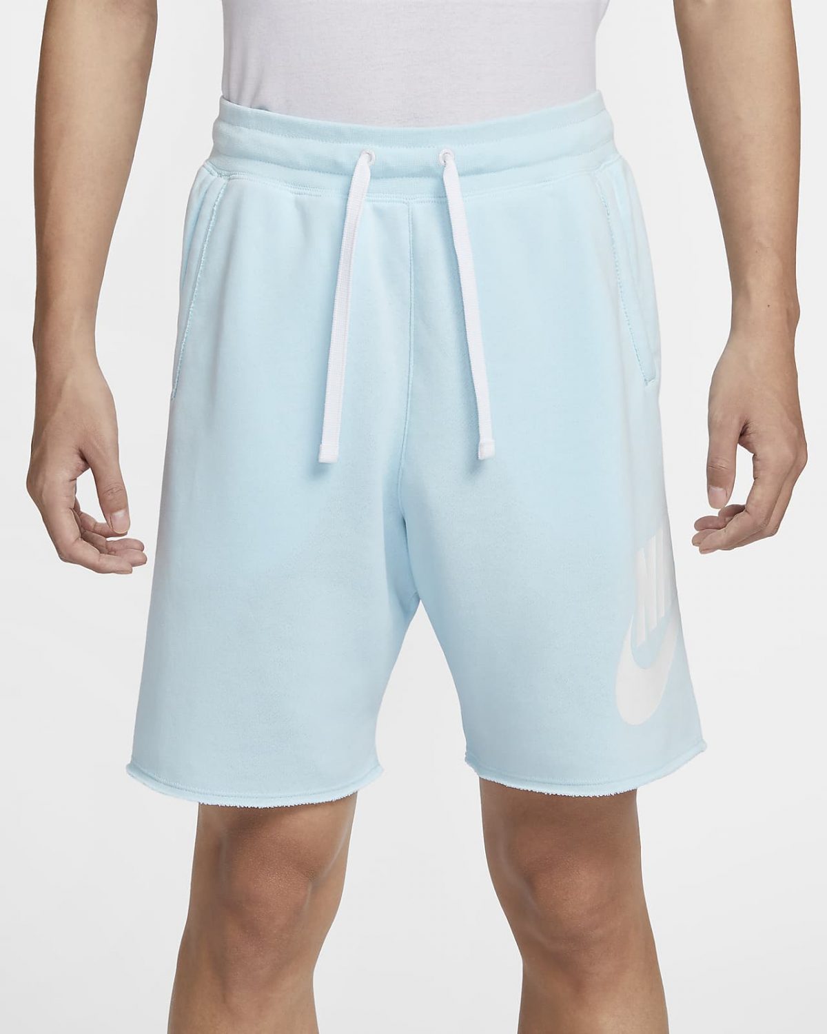 Мужские шорты Nike Club белые фотография