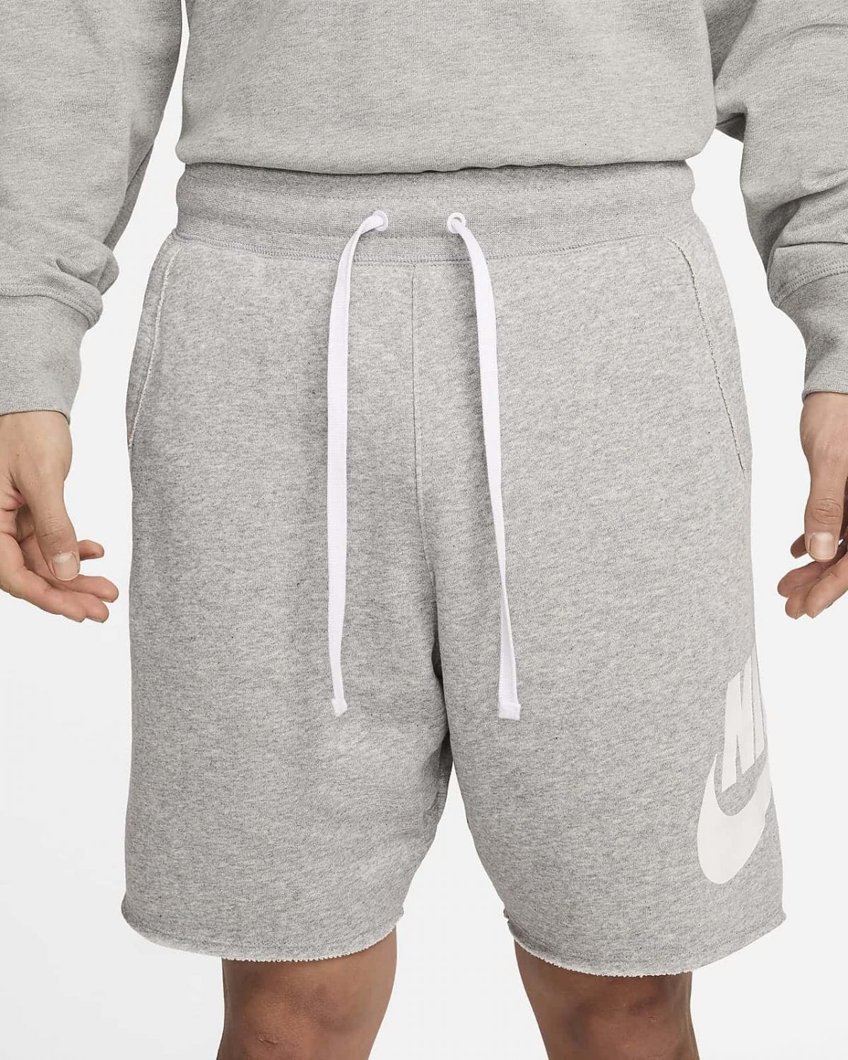 Мужские шорты Nike Club белые фотография