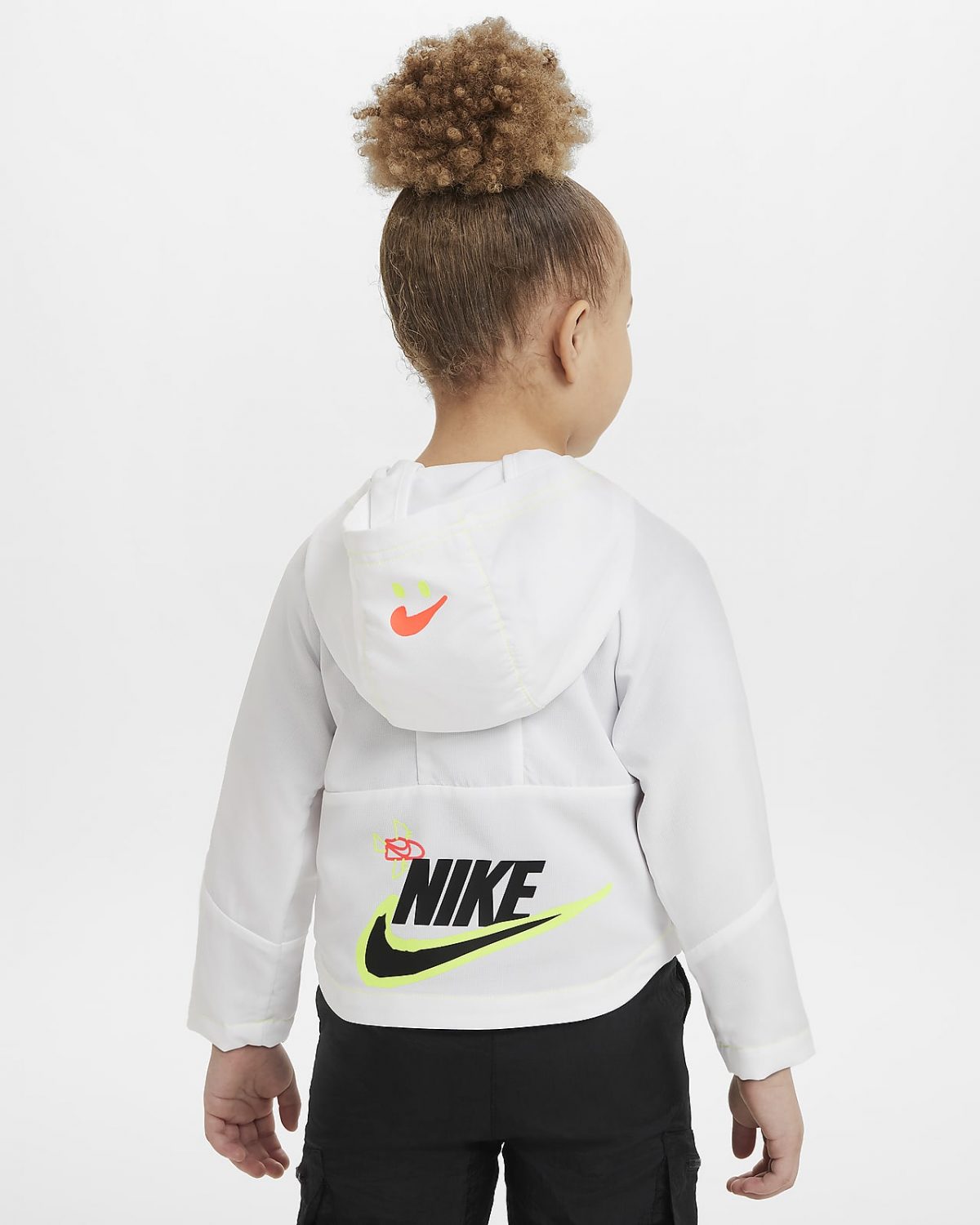 Детская куртка Nike белая фотография