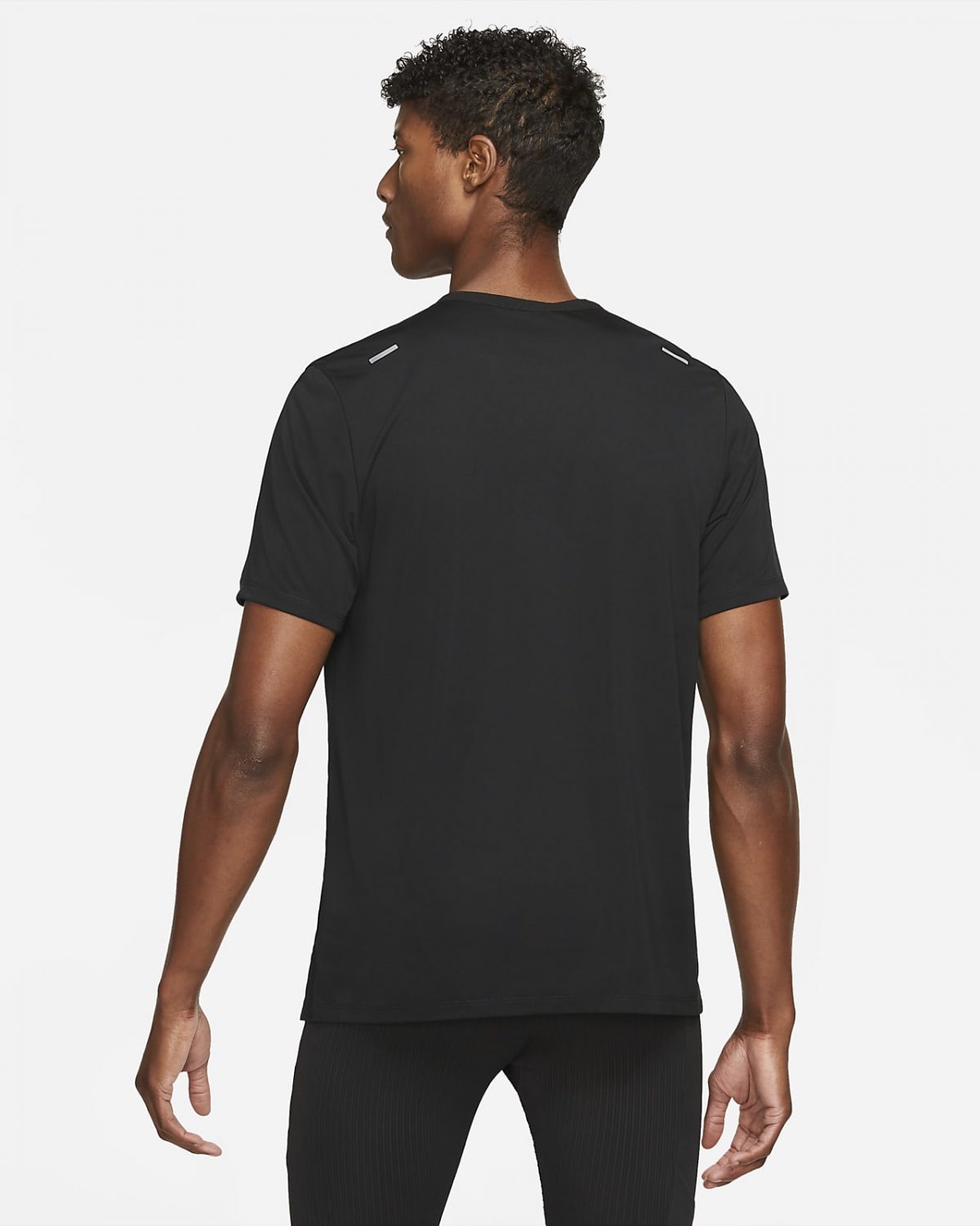 Мужской топ Nike Dri-FIT Rise 365 черный фотография