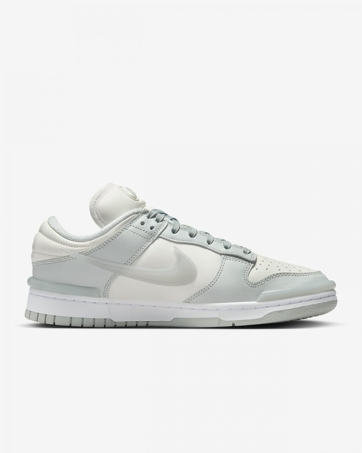 Женские кроссовки Nike Dunk Low Twist