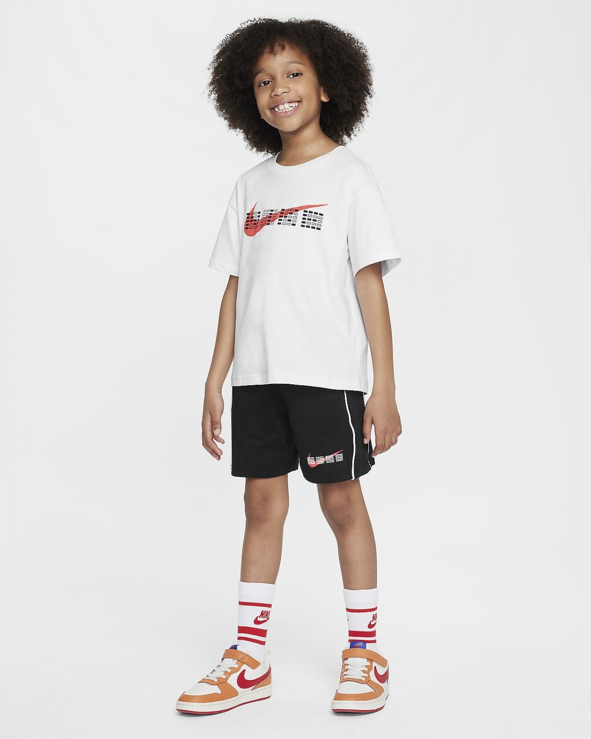 Детские шорты Nike черные фото
