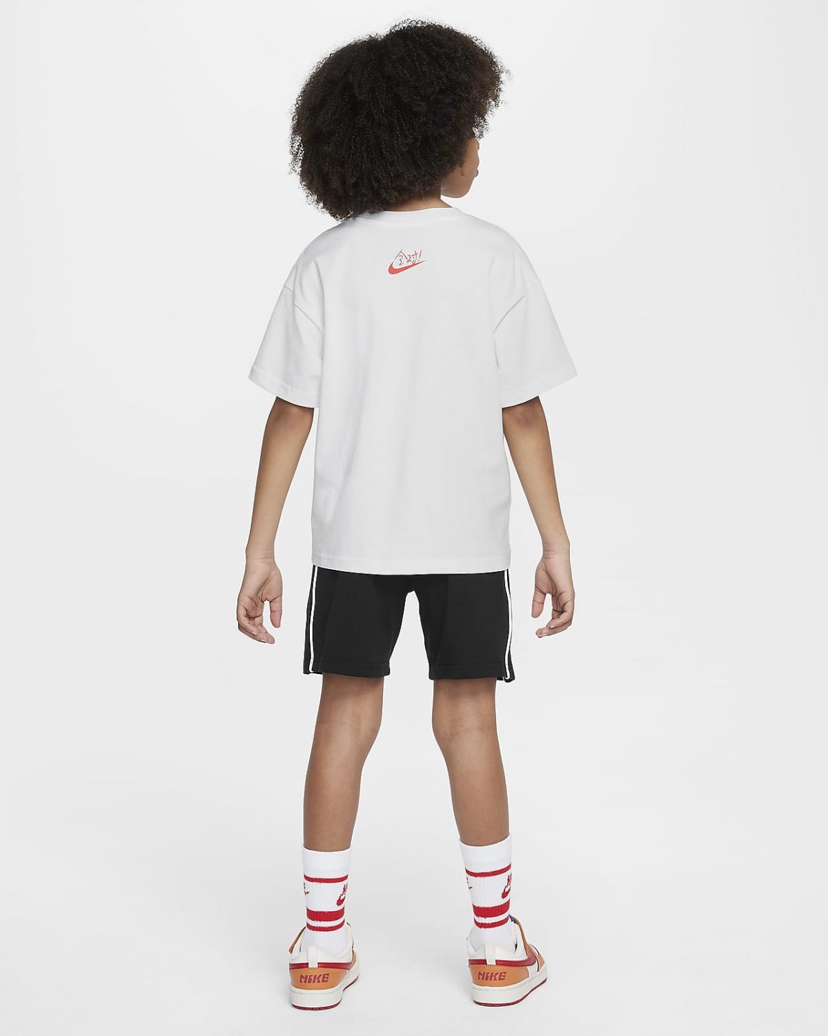 Детские шорты Nike черные фотография