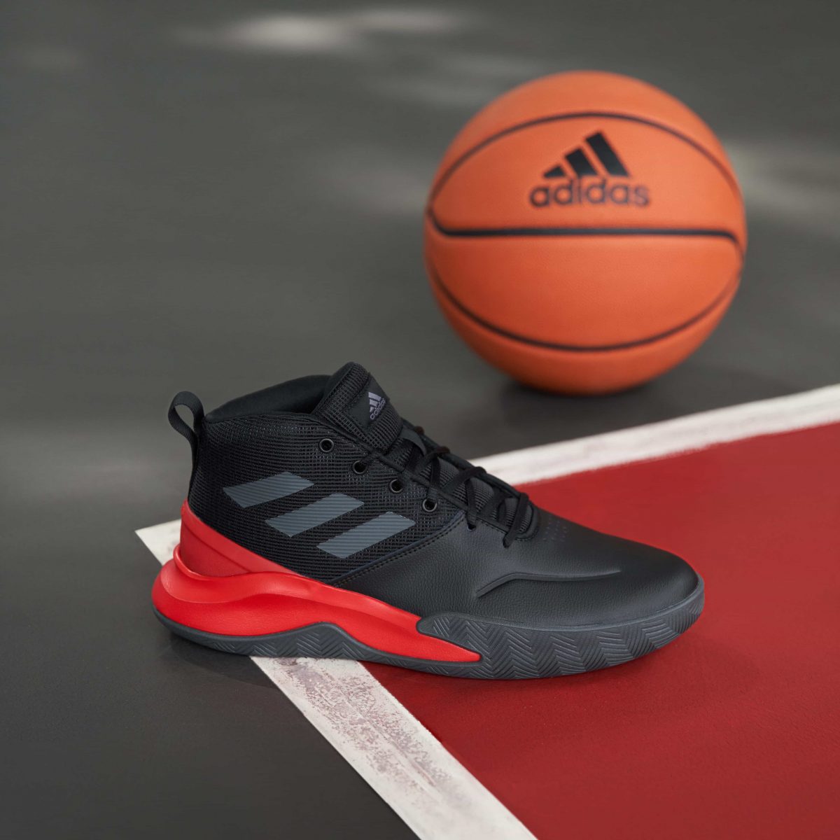 Мужские кроссовки adidas OWN THE GAME SHOES фотография