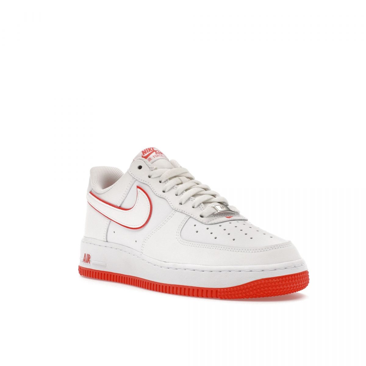 Мужские кроссовки Nike Air Force 1 Low 'White Picante Red' фотография