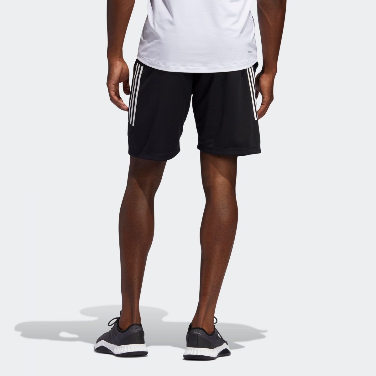 Мужские шорты adidas 3-Stripes 9-Inch Shorts фотография