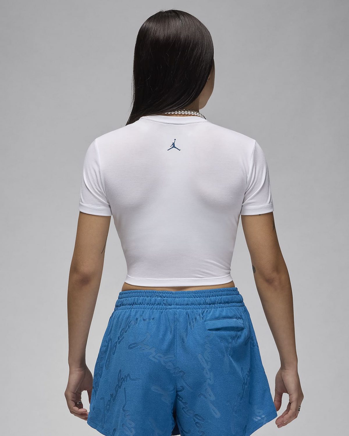 Женская футболка nike Jordan белая фотография