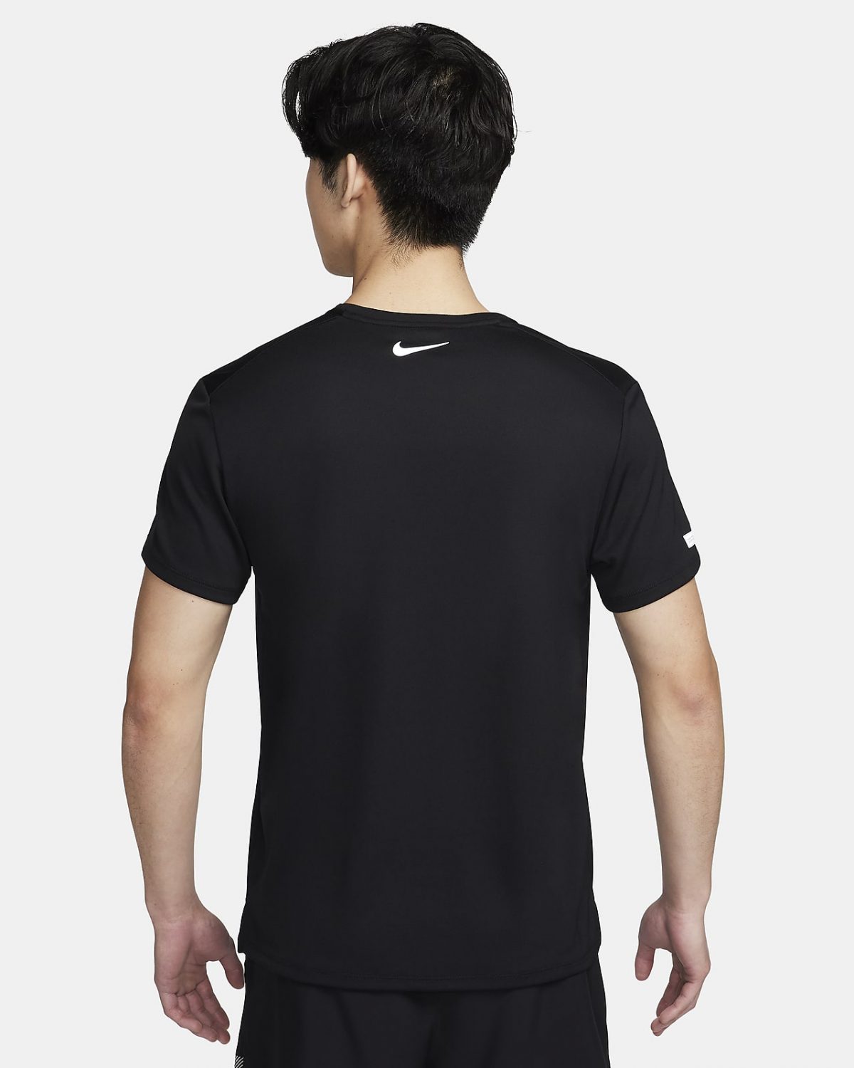 Мужской топ Nike Miler Flash черный фотография