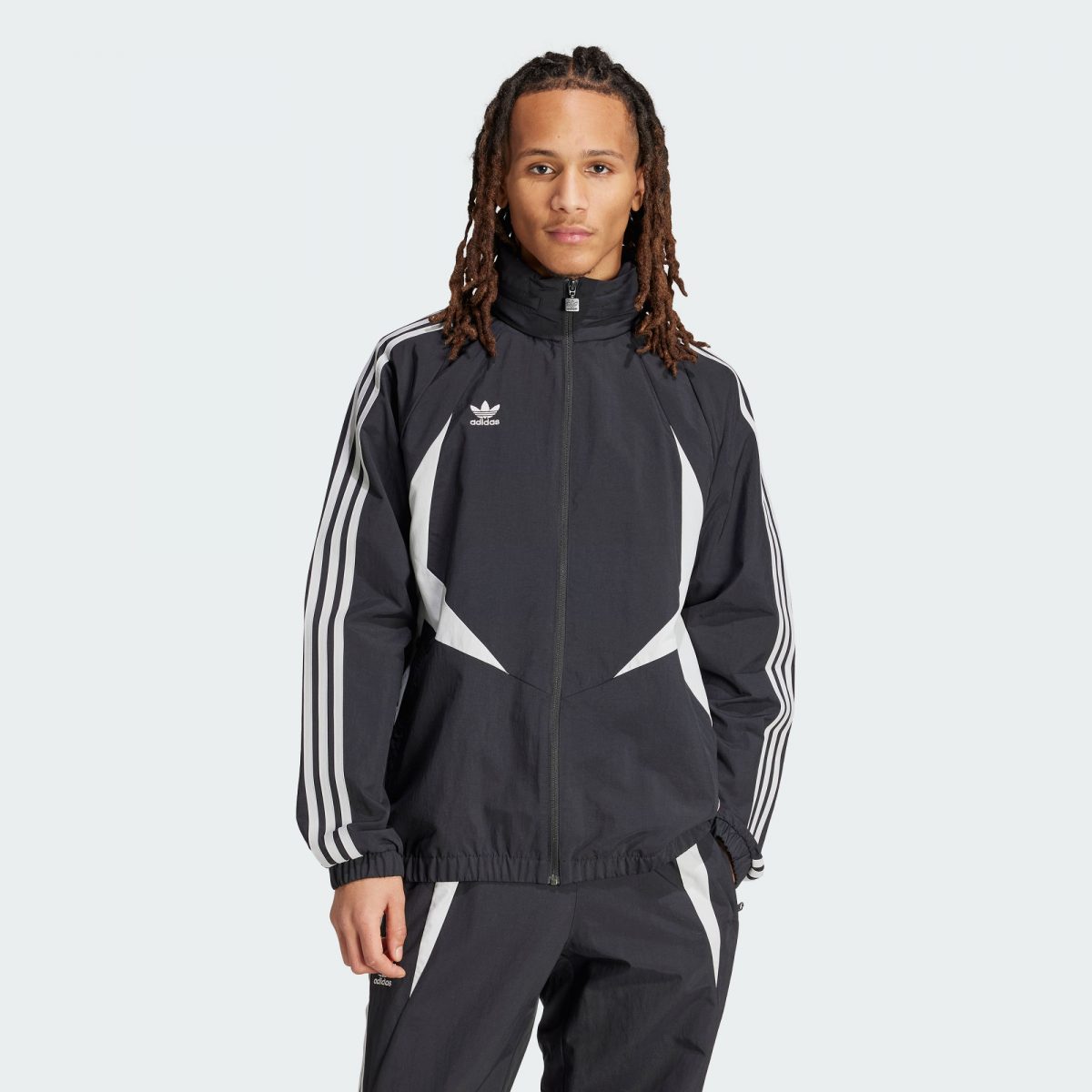 Мужская куртка adidas TRACK TOP черная фото