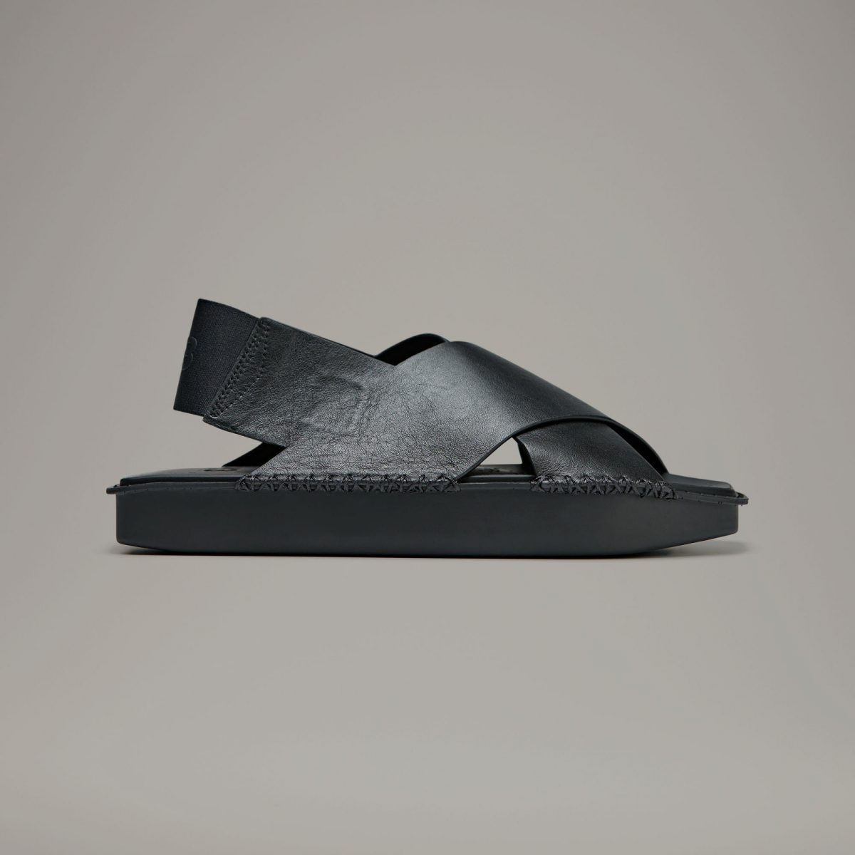 Сандалии adidas SANDALS черные фото