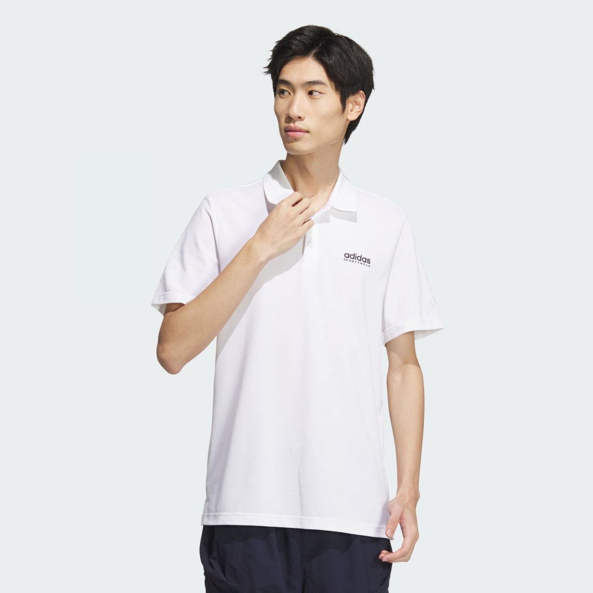 Мужская футболка adidas PIQUÉ SOLID POLO SHIRT белая фото