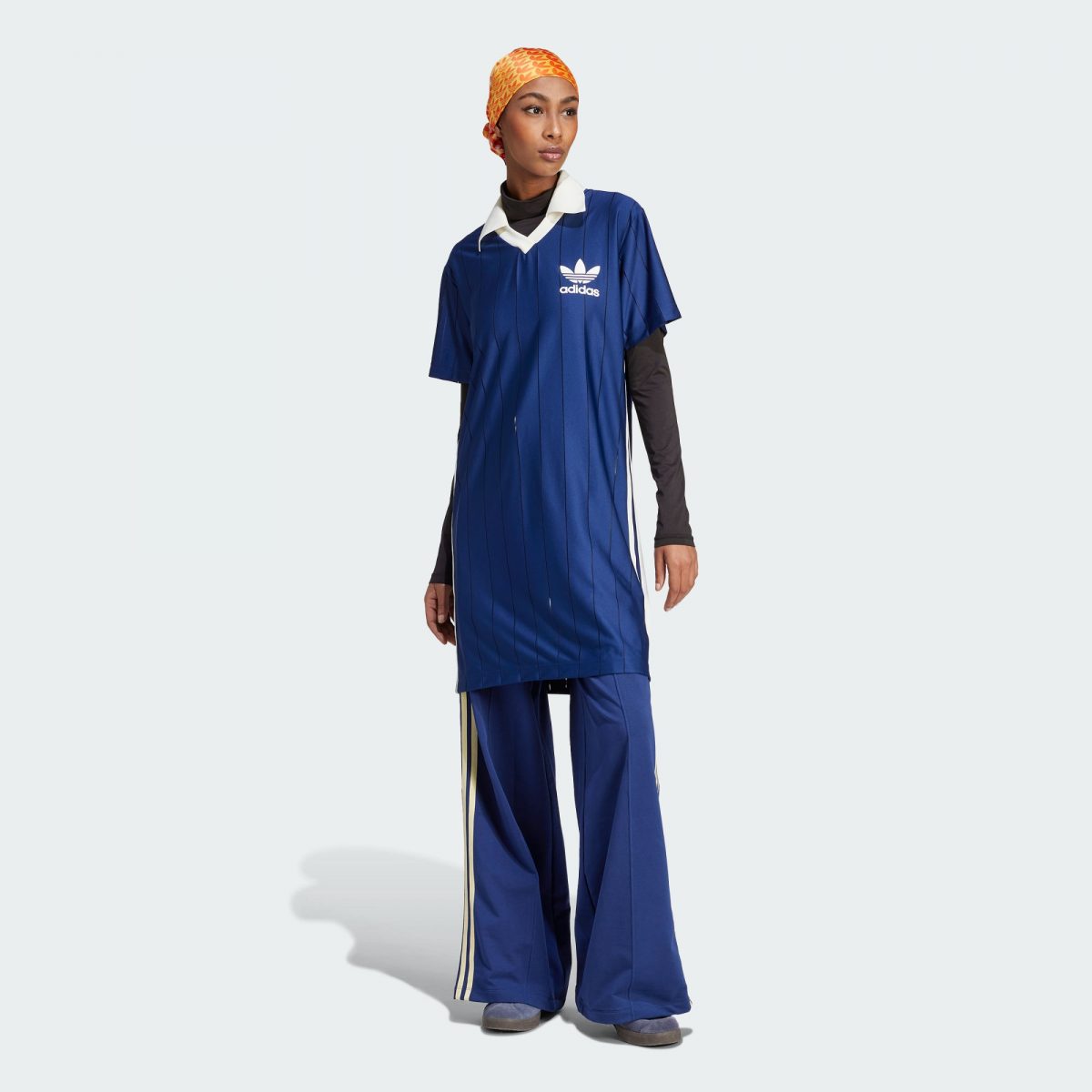 Женское платье adidas KNIT COLLAR SHORT SLEEVE DRESS фото