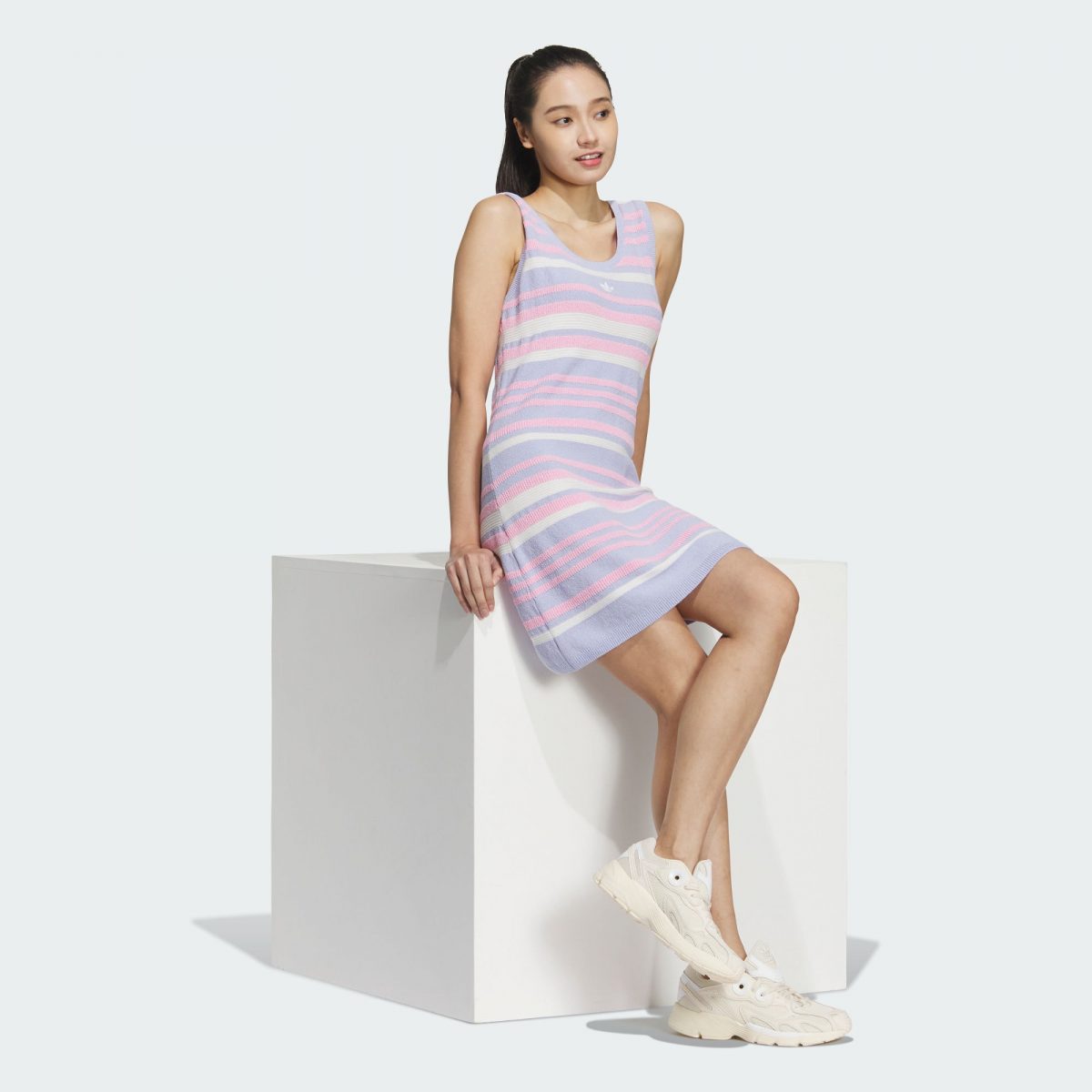 Женское платье  adidas KNIT DRESS