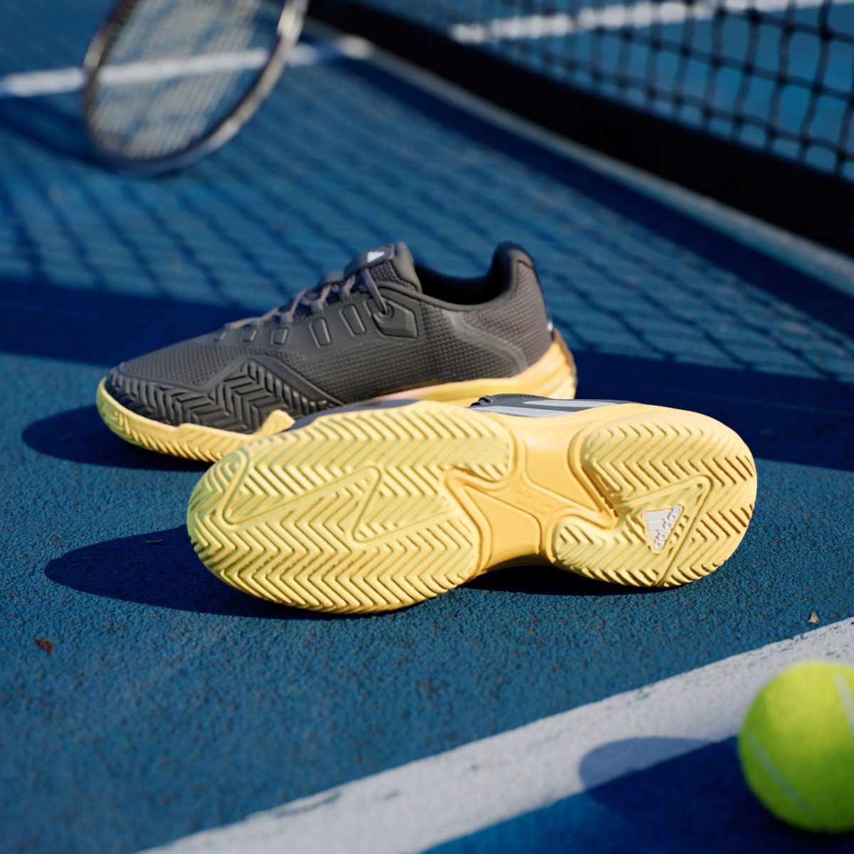 Мужские кроссовки adidas BARRICADE 13 TENNIS SHOES черные фотография