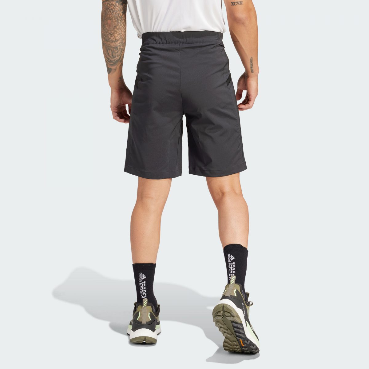 Мужские шорты adidas XPERIOR MID SHORTS черные фотография