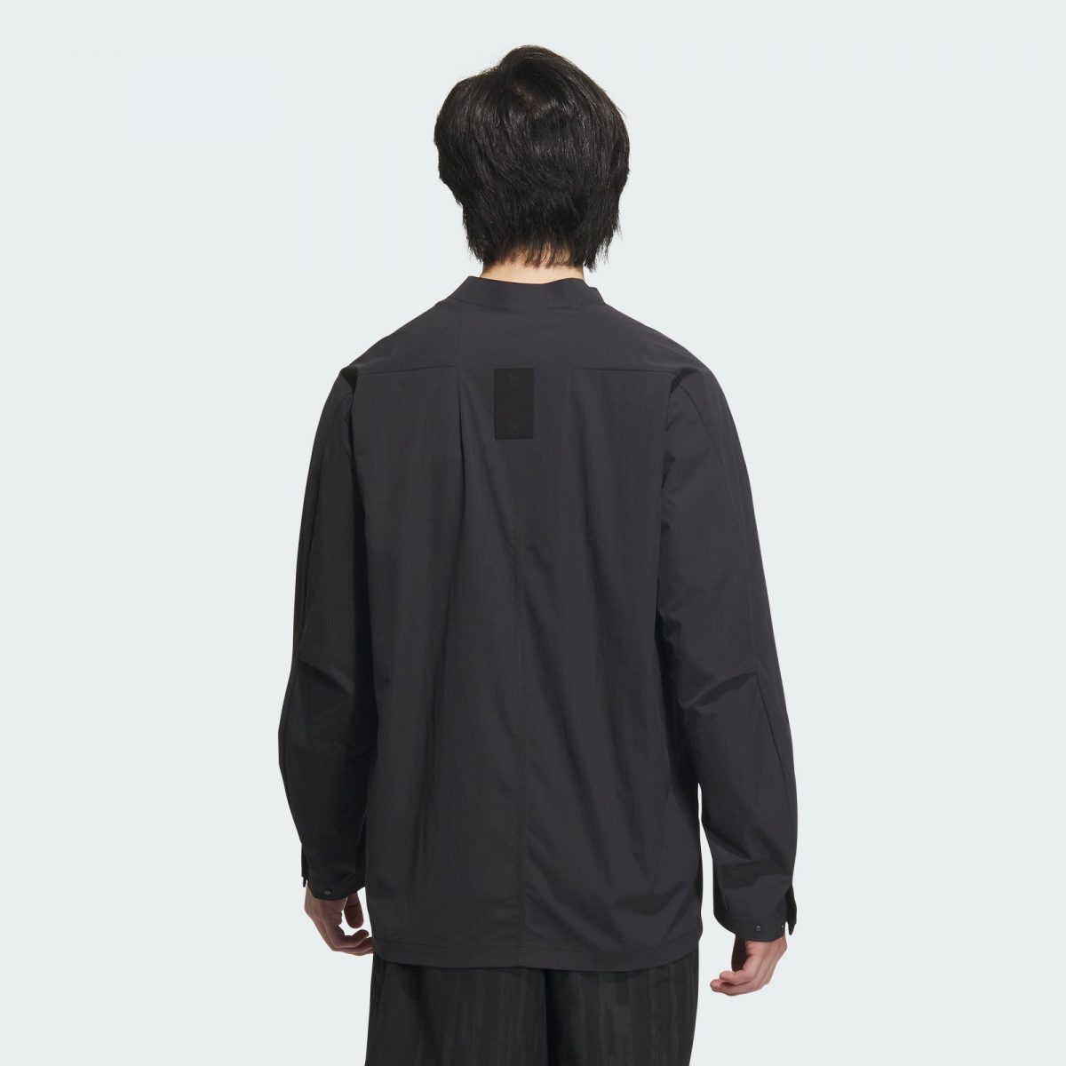Мужская рубашка adidas WUJI LIGHTWEIGHT SHIRTS черная фотография