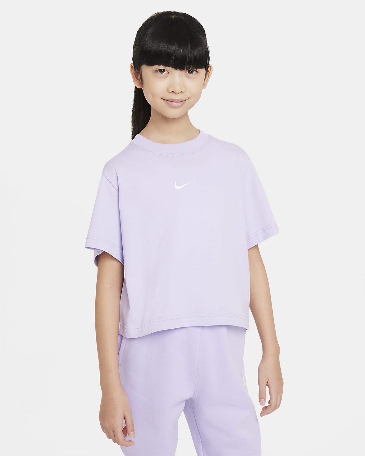 Детская футболка Nike Sportswear белая фото