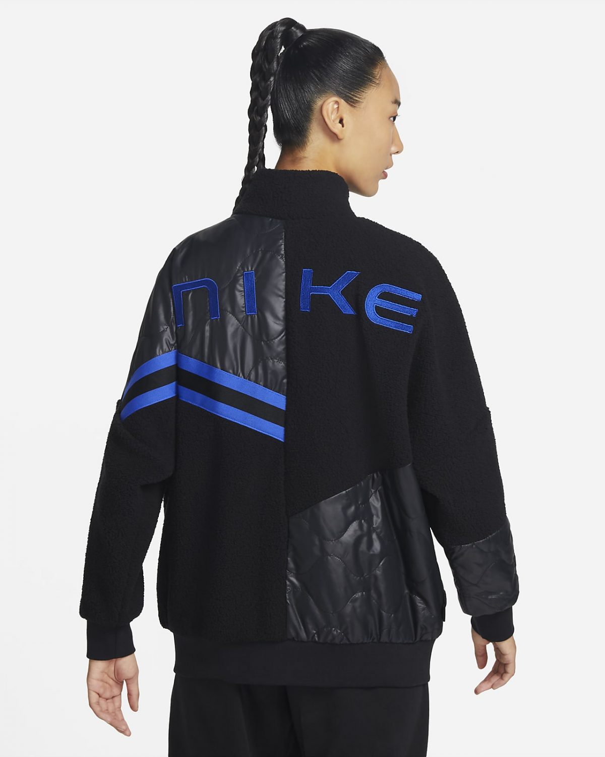 Женская куртка Nike Sportswear черная фотография