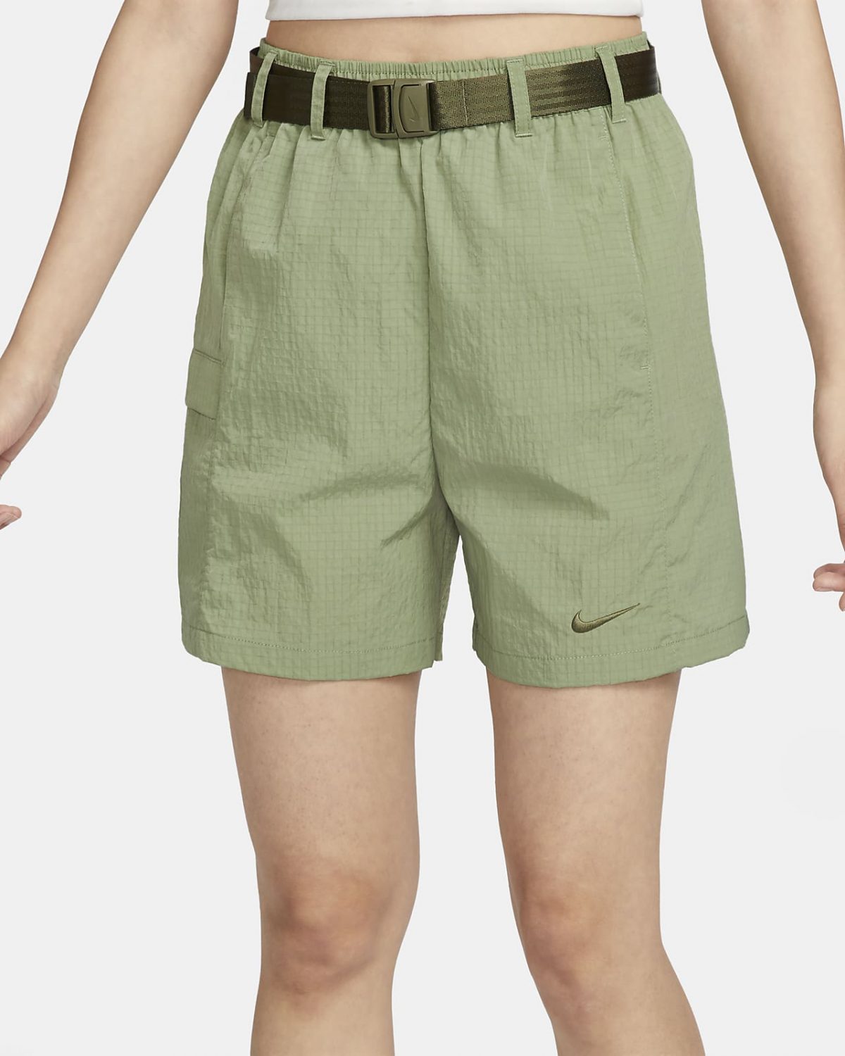 Женские шорты Nike Sportswear зеленые фотография