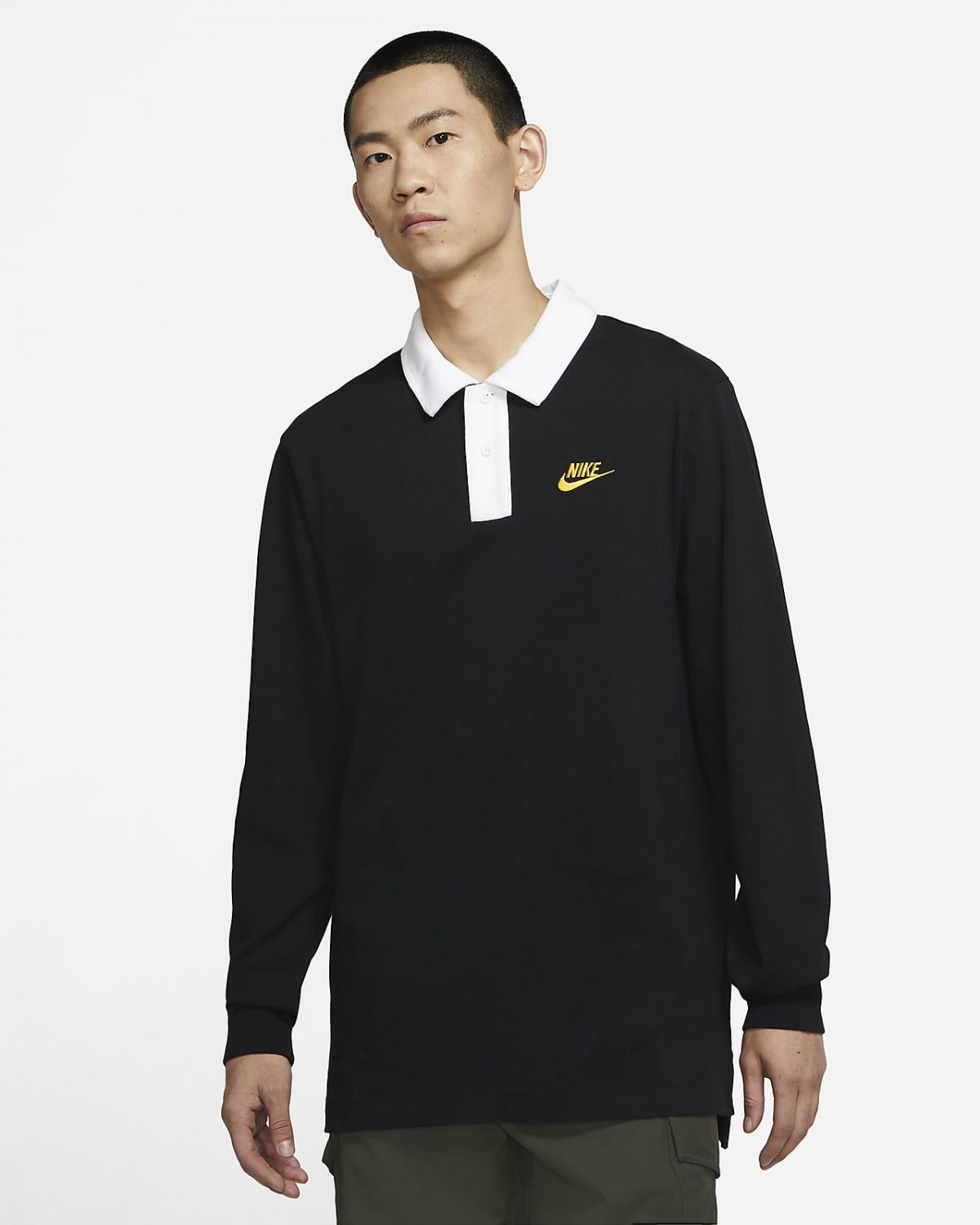 Мужская рубашка Nike Sportswear черная фото