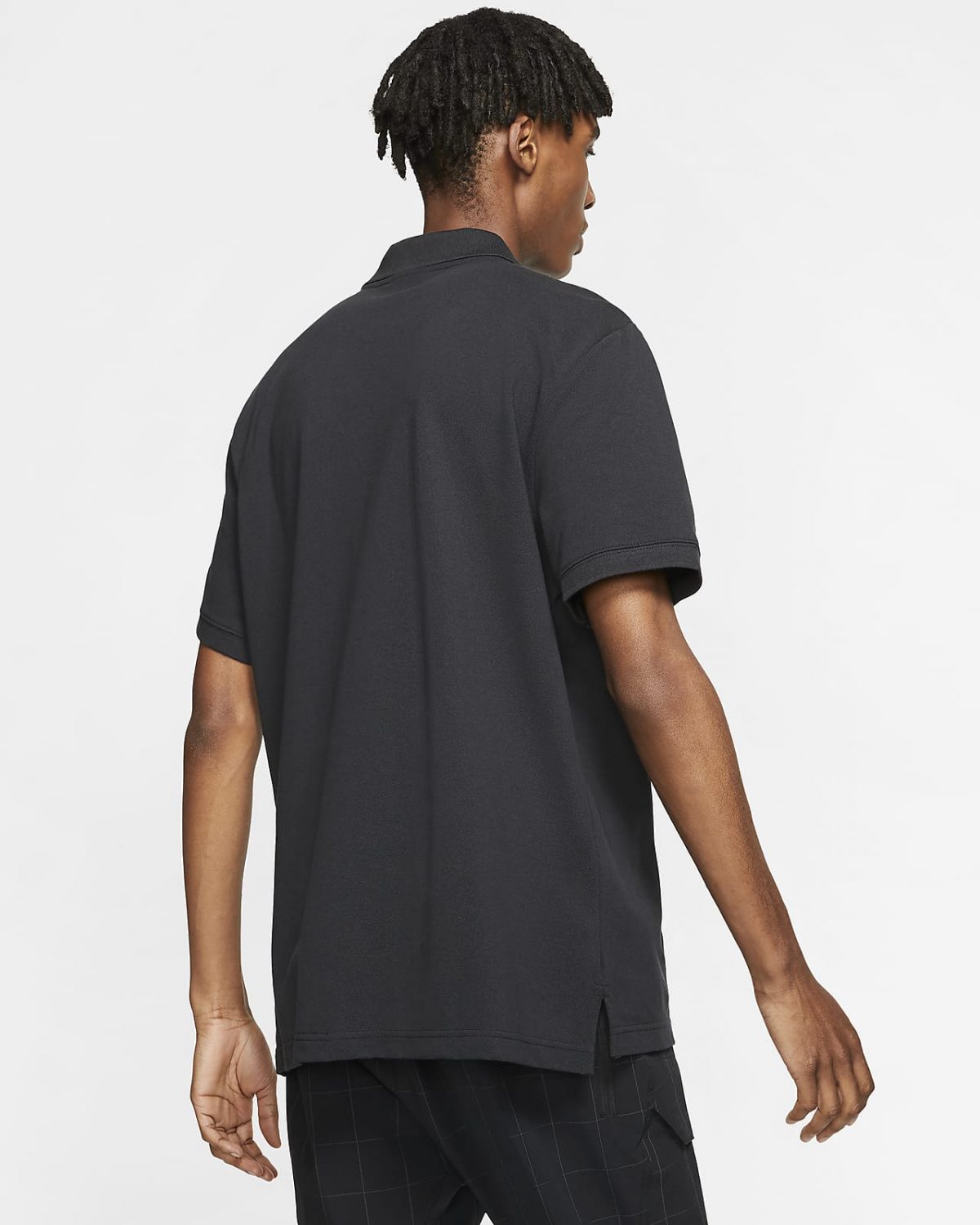 Мужская футболка Nike Sportswear черная фотография