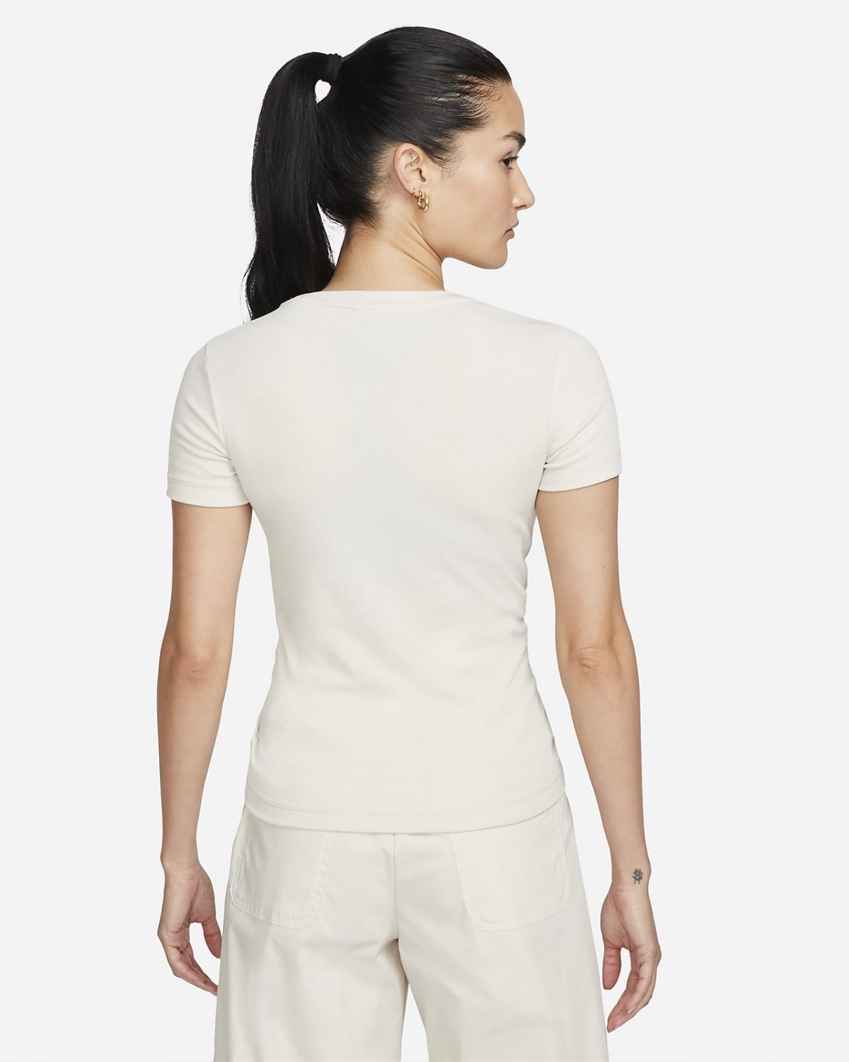 Женская рубашка Nike Sportswear Essentials коричневая фотография