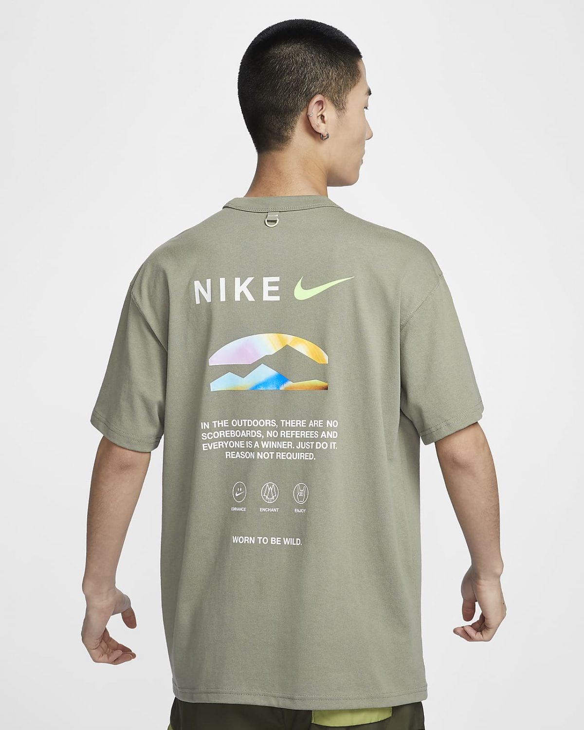 Мужская футболка Nike Sportswear Premium Essentials серая фотография