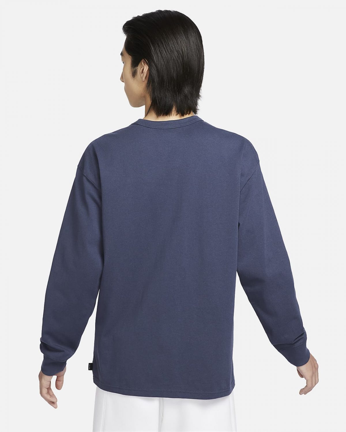 Мужская футболка Nike Sportswear Premium Essentials синяя фотография