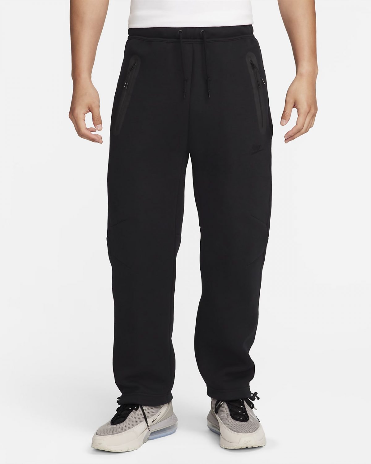 Мужские брюки Nike Sportswear Tech Fleece черные фото