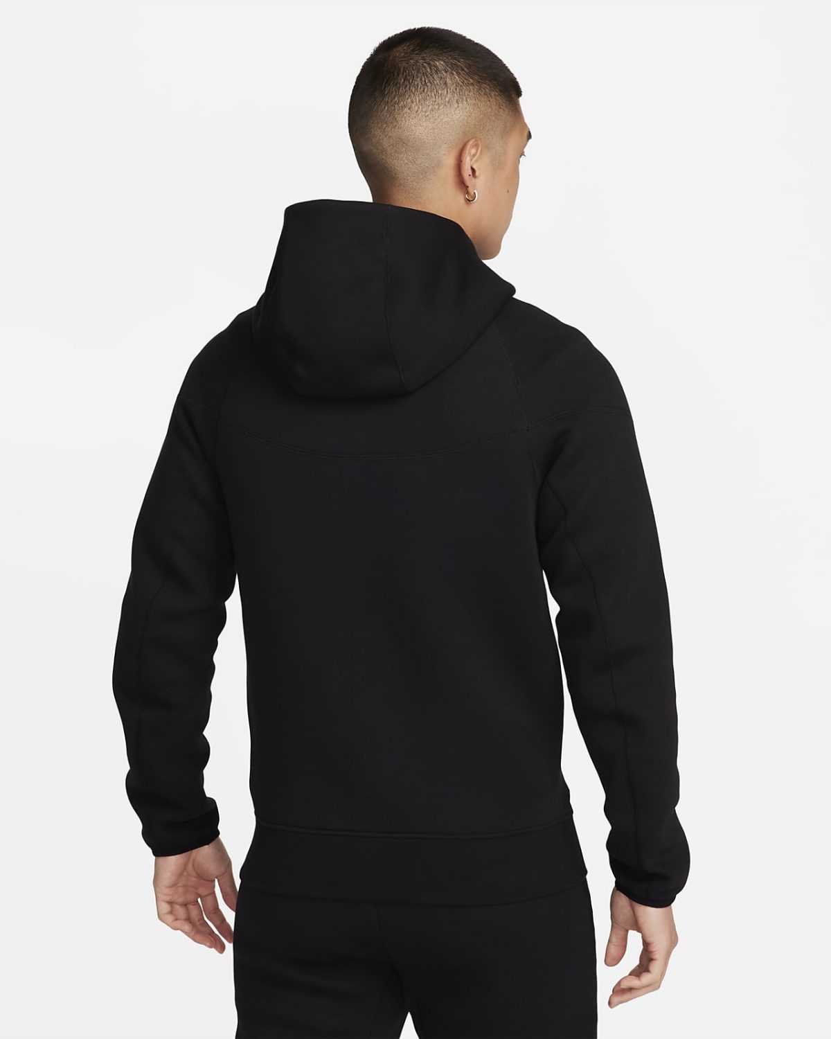 Мужская толстовка Nike Sportswear Tech Fleece Windrunner черная фотография