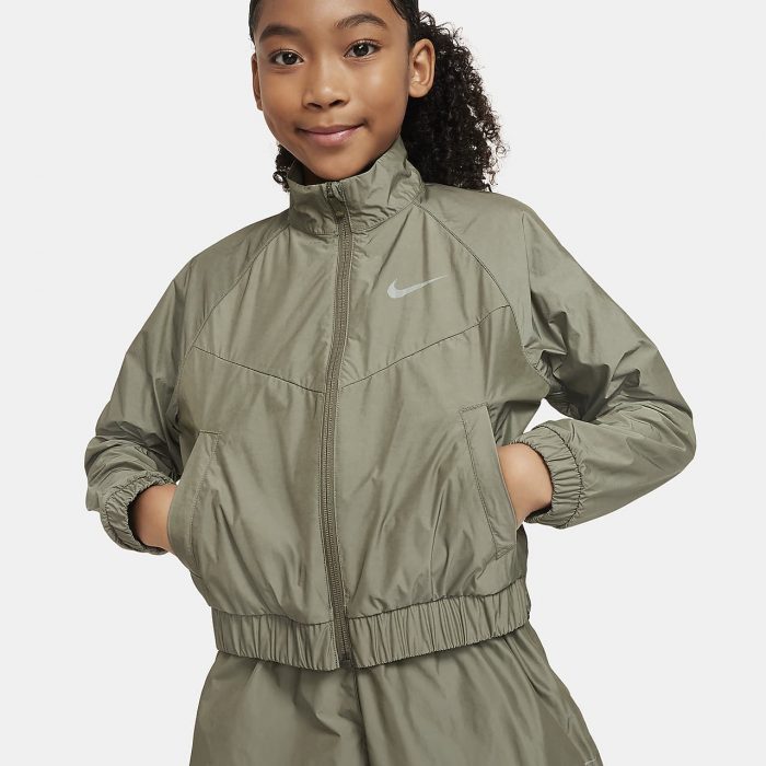 Детская куртка Nike Sportswear Windrunner
