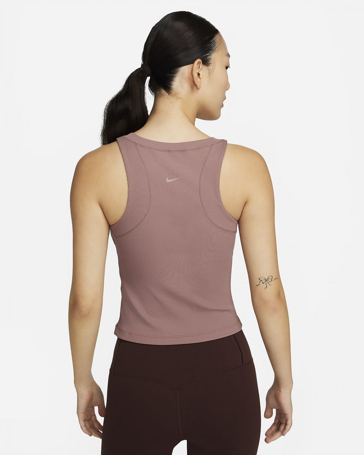 Женская спортивная одежда Nike Zenvy белая фотография
