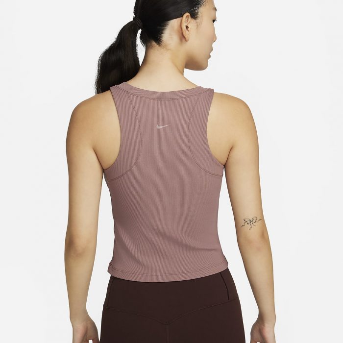 Женская спортивная одежда Nike Zenvy