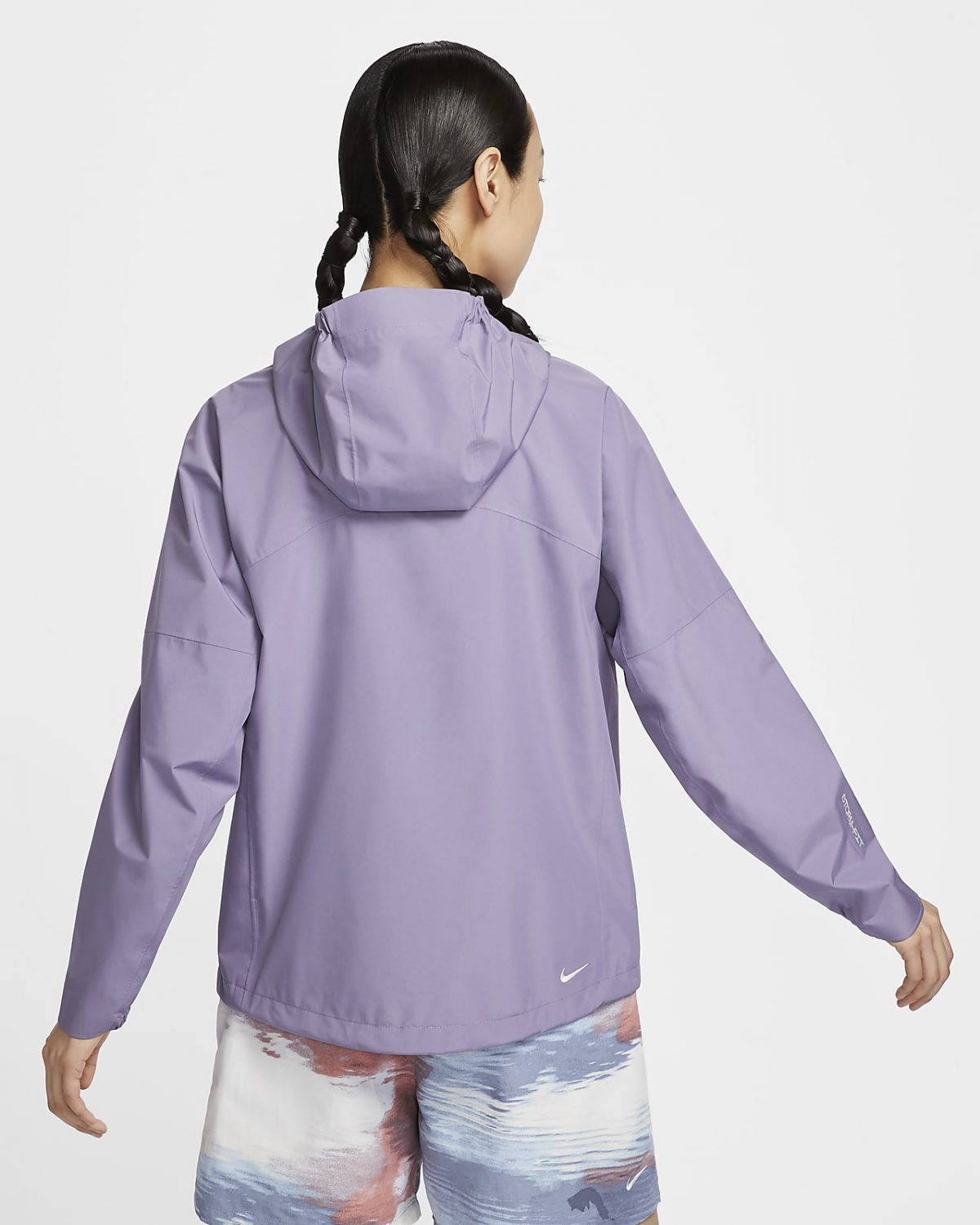Женская куртка Nike ACG “Cascade Rains” фиолетовая фотография