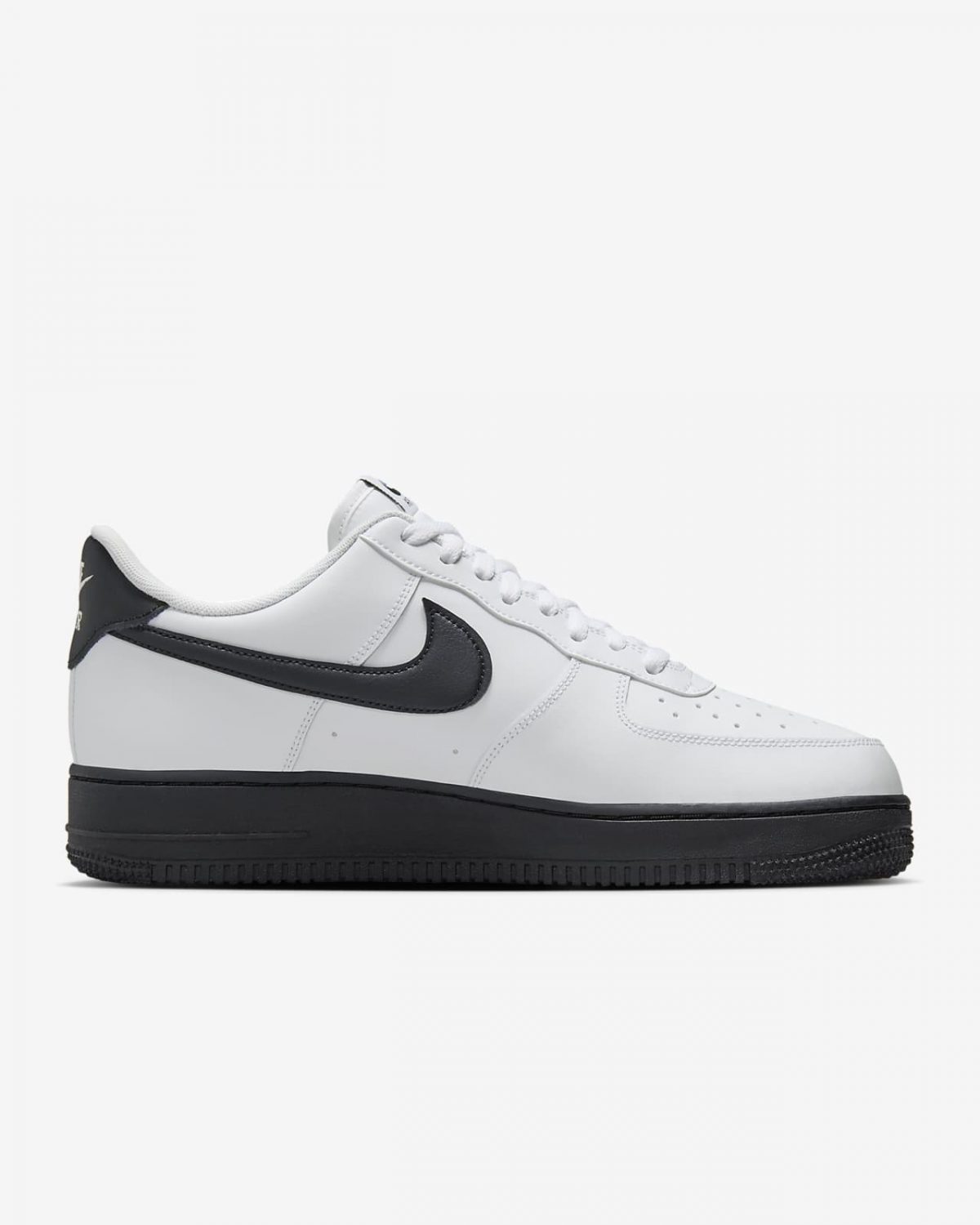 Мужские кроссовки Nike Air Force 1 '07