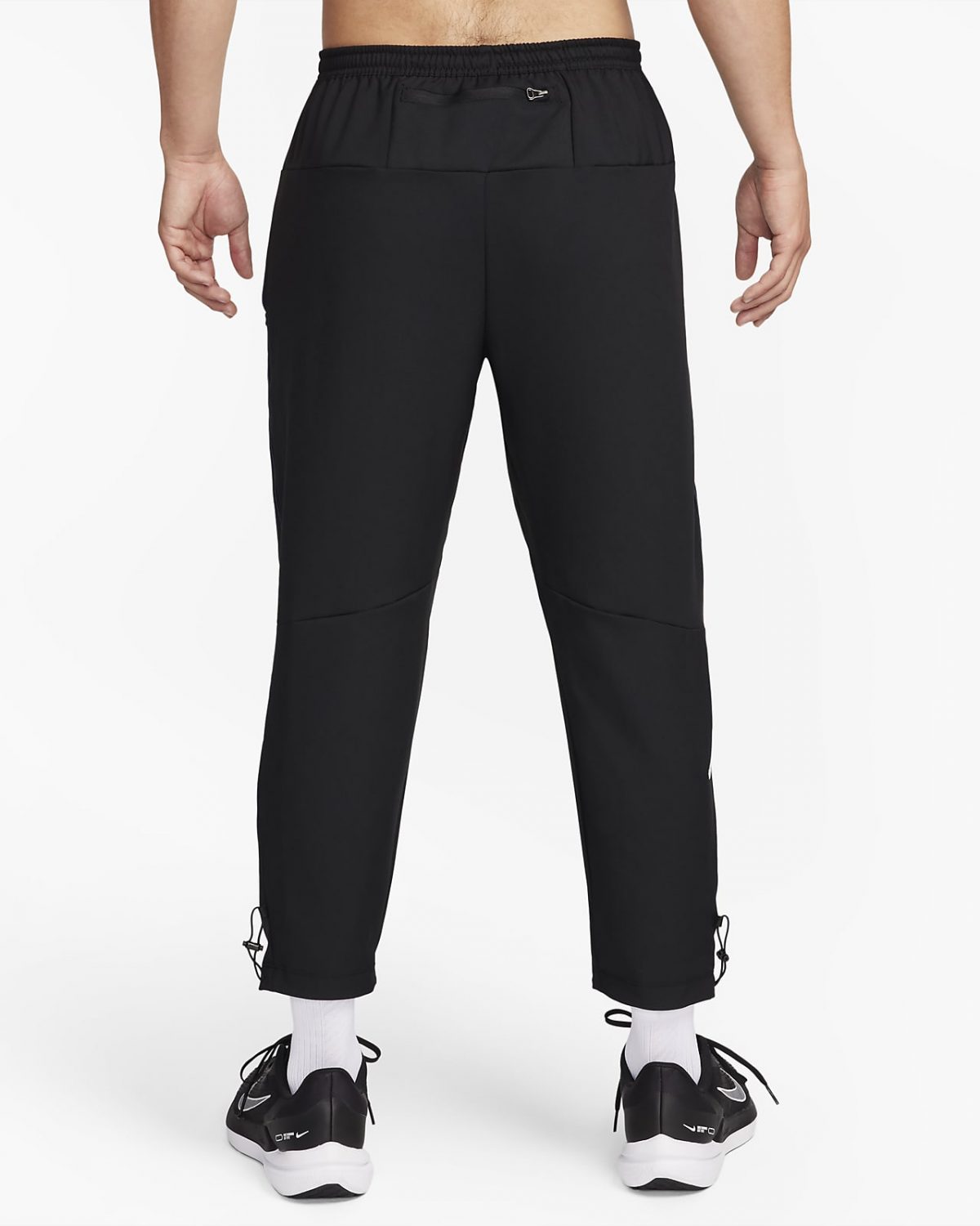Мужские брюки Nike Challenger Track Club черные фотография