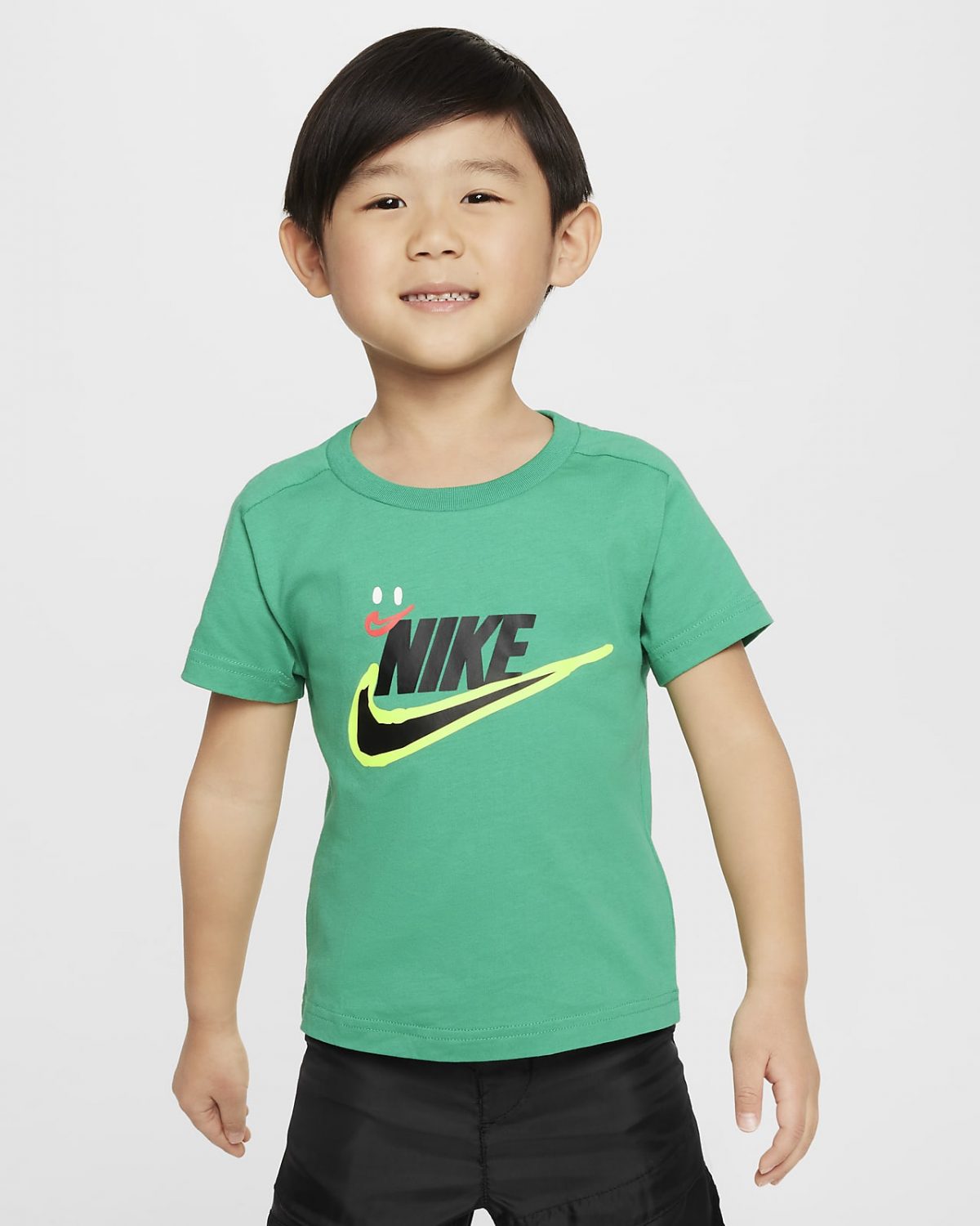 Детская футболка Nike зеленая фото