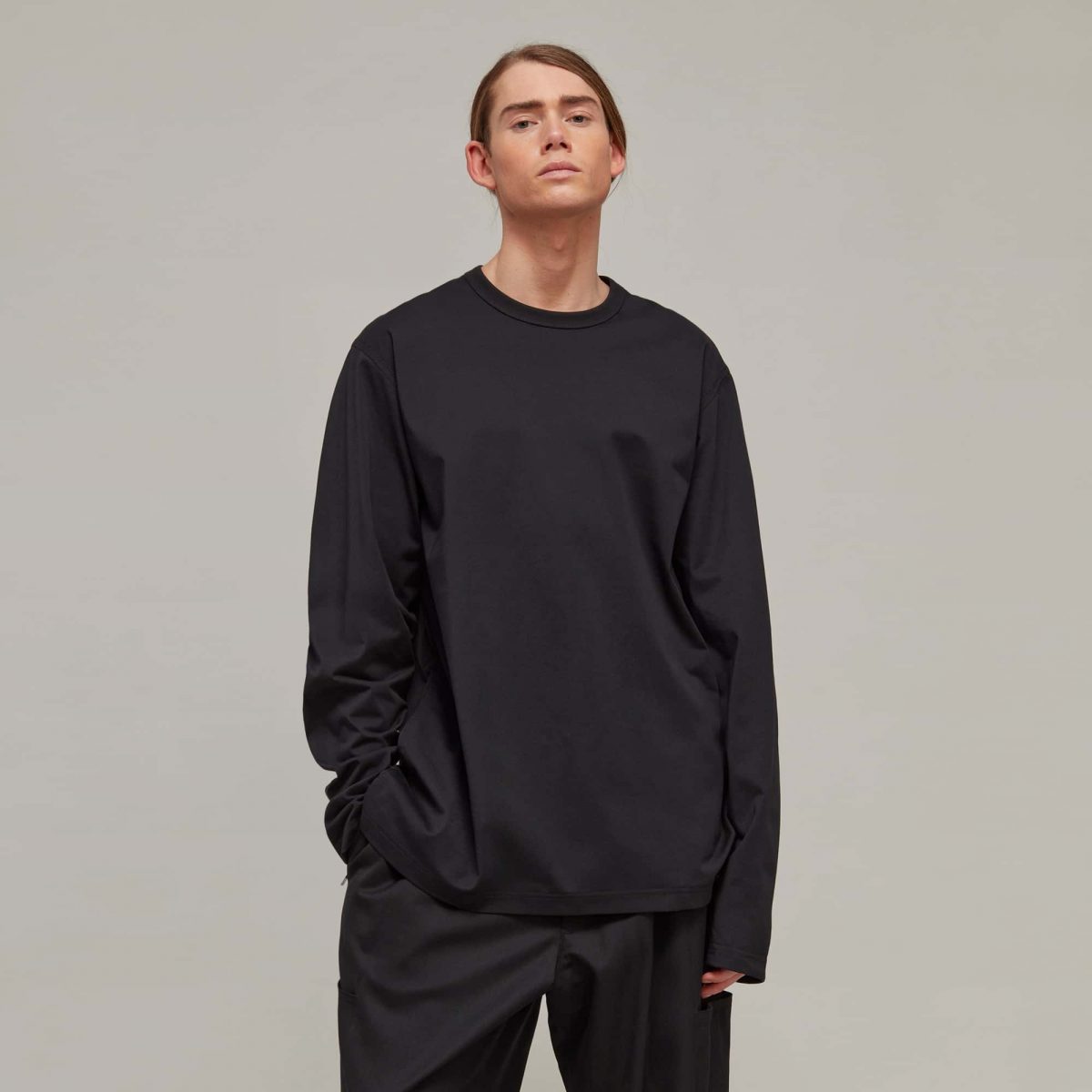 Футболка adidas PREMIUM LONG SLEEVE TEE фото