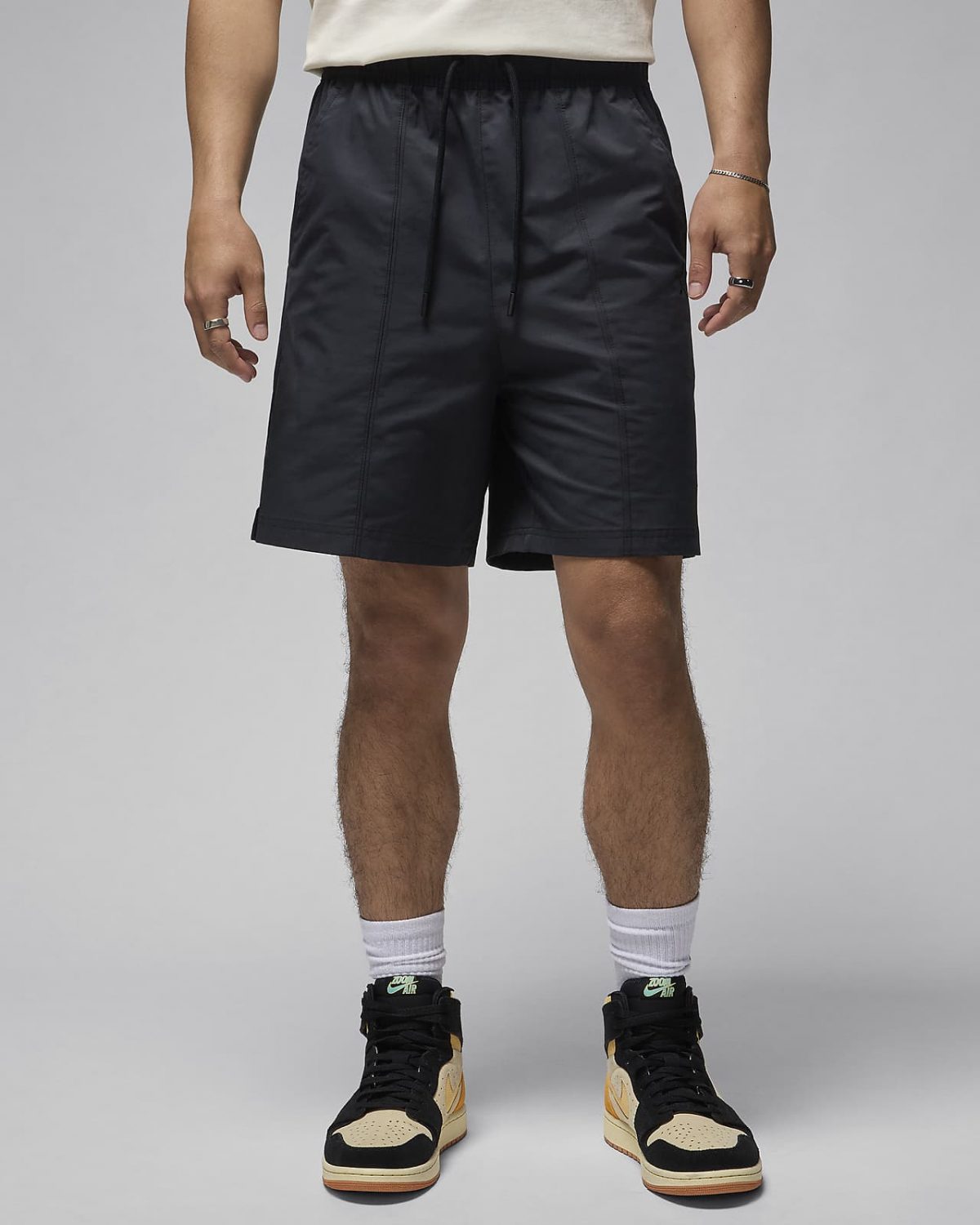 Мужские шорты nike Jordan Essentials черные фото