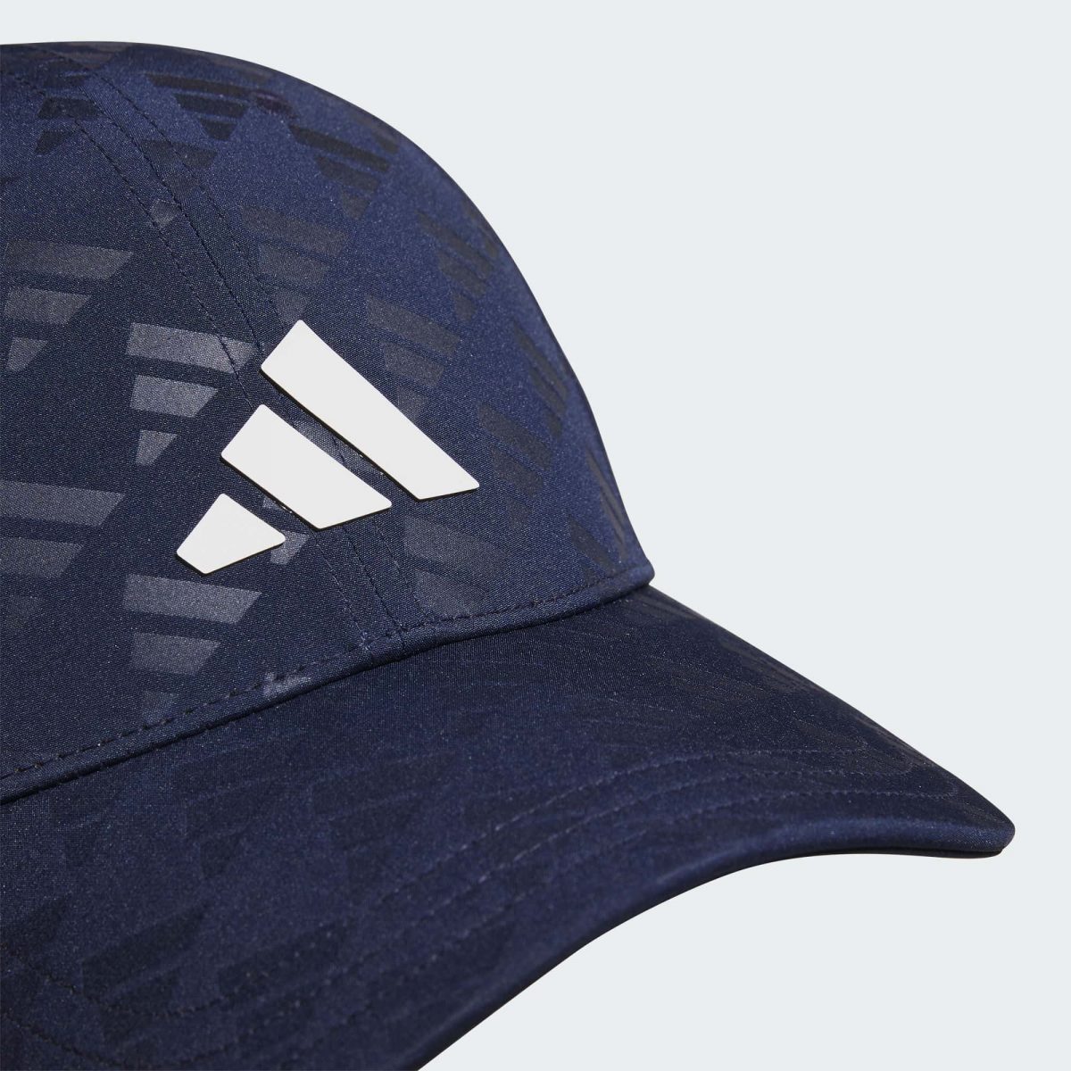 Мужская кепка adidas DEBOSSED LOGO CAP