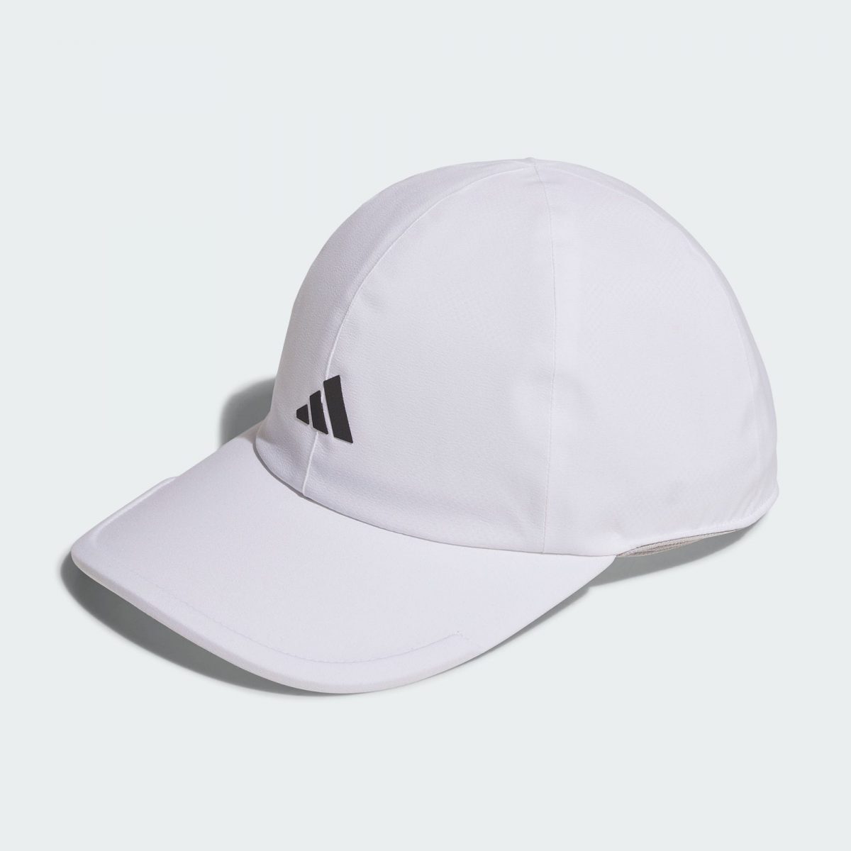 Мужская кепка adidas RAIN.RDY CAP белая фото