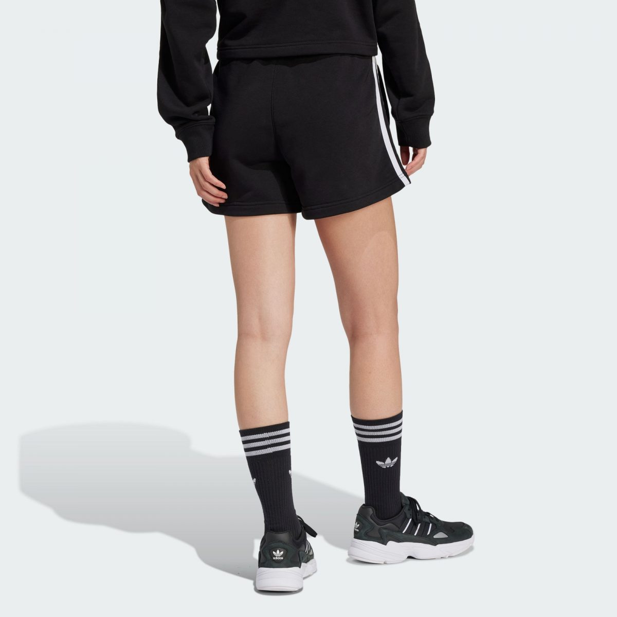 Женские шорты adidas 3-STRIPES FRENCH TERRY SHORTS фотография