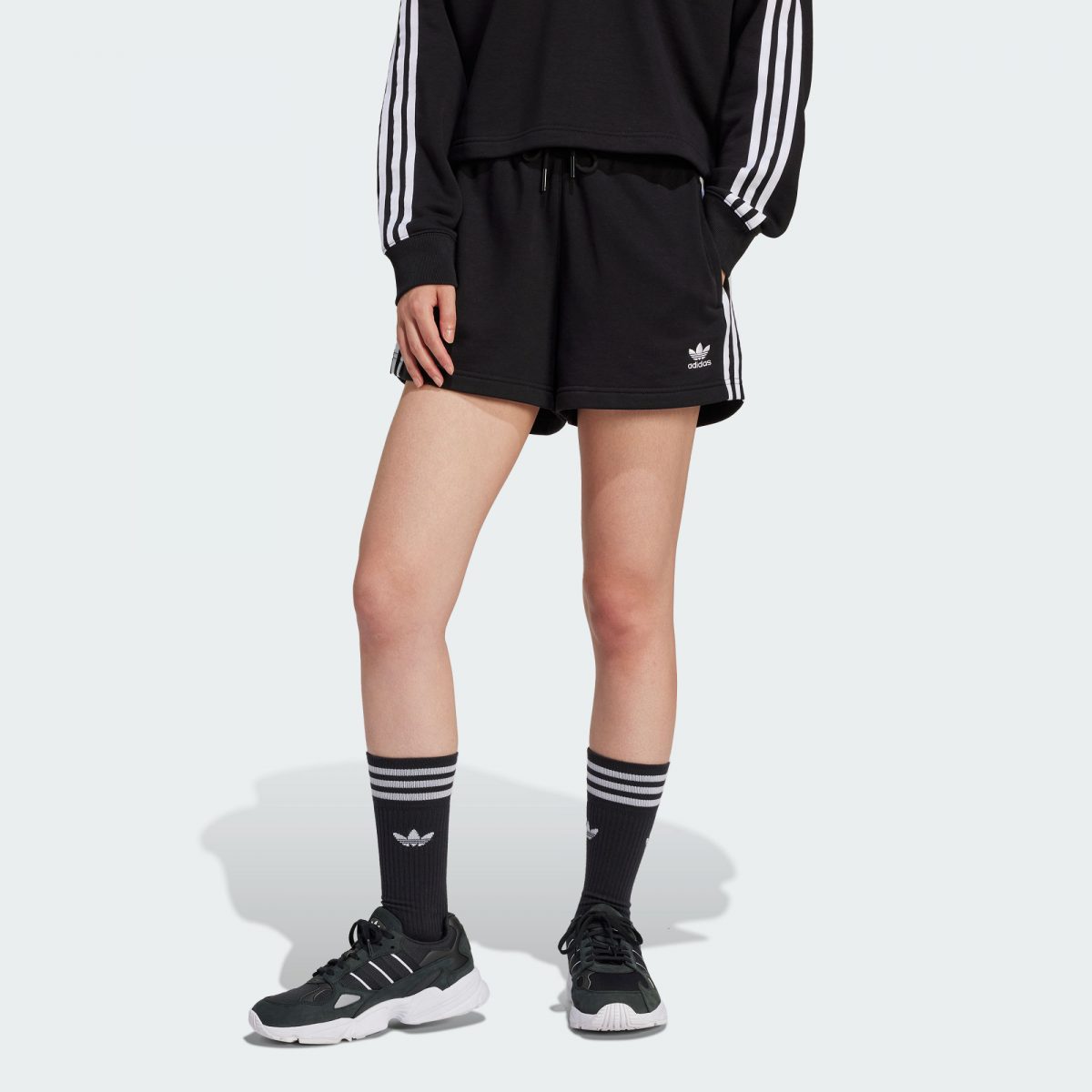 Женские шорты adidas 3-STRIPES FRENCH TERRY SHORTS фото