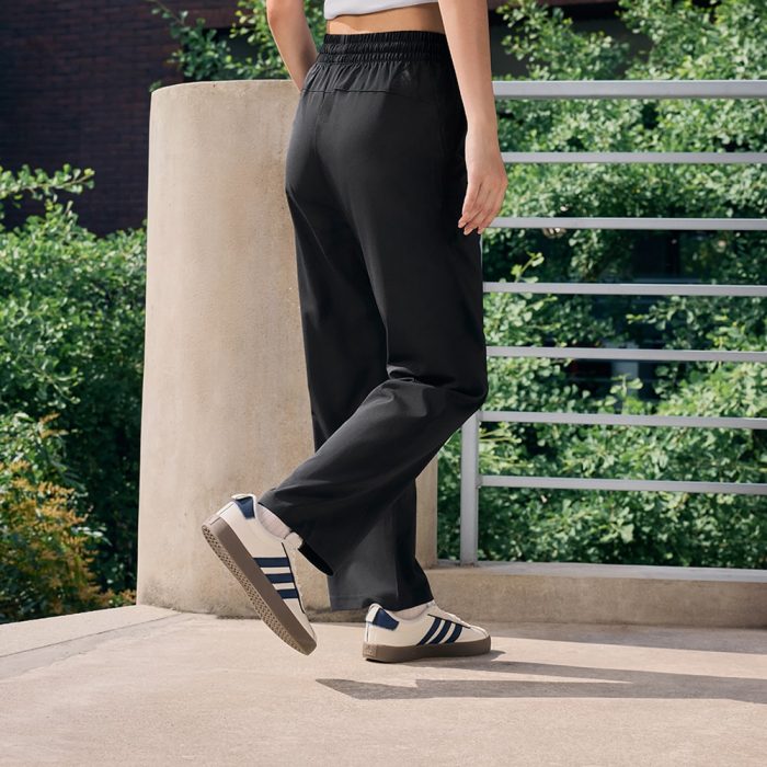 Женские брюки adidas VERBIAGE WOVEN ANKLE PANTS 2
